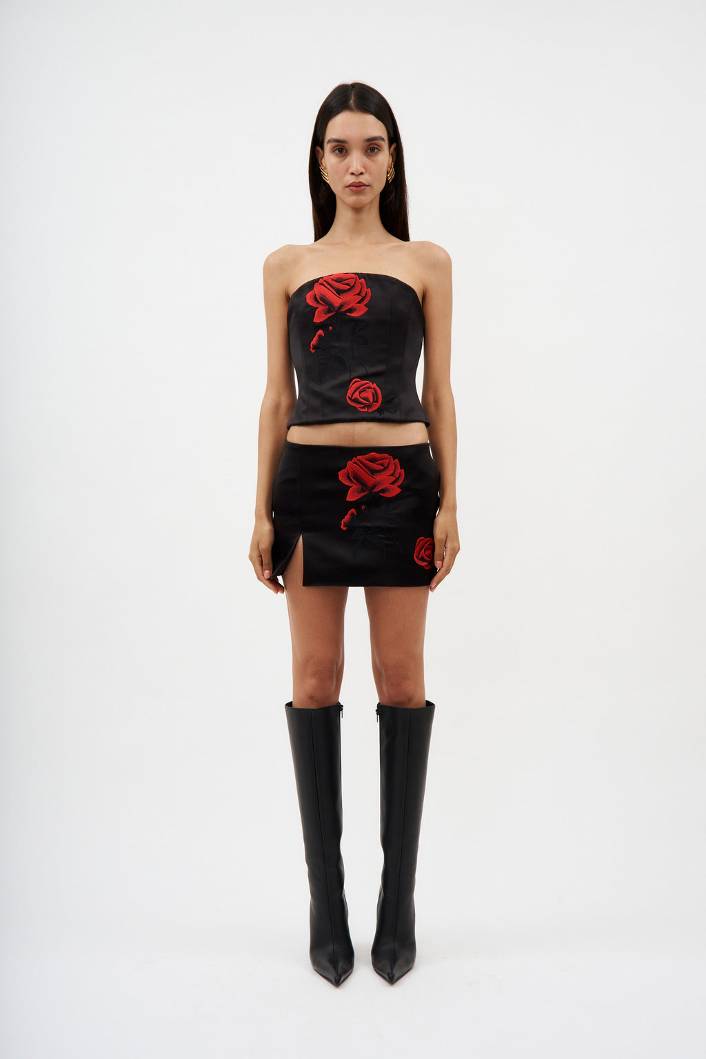 Rose Embroidered Black Mini Skirt