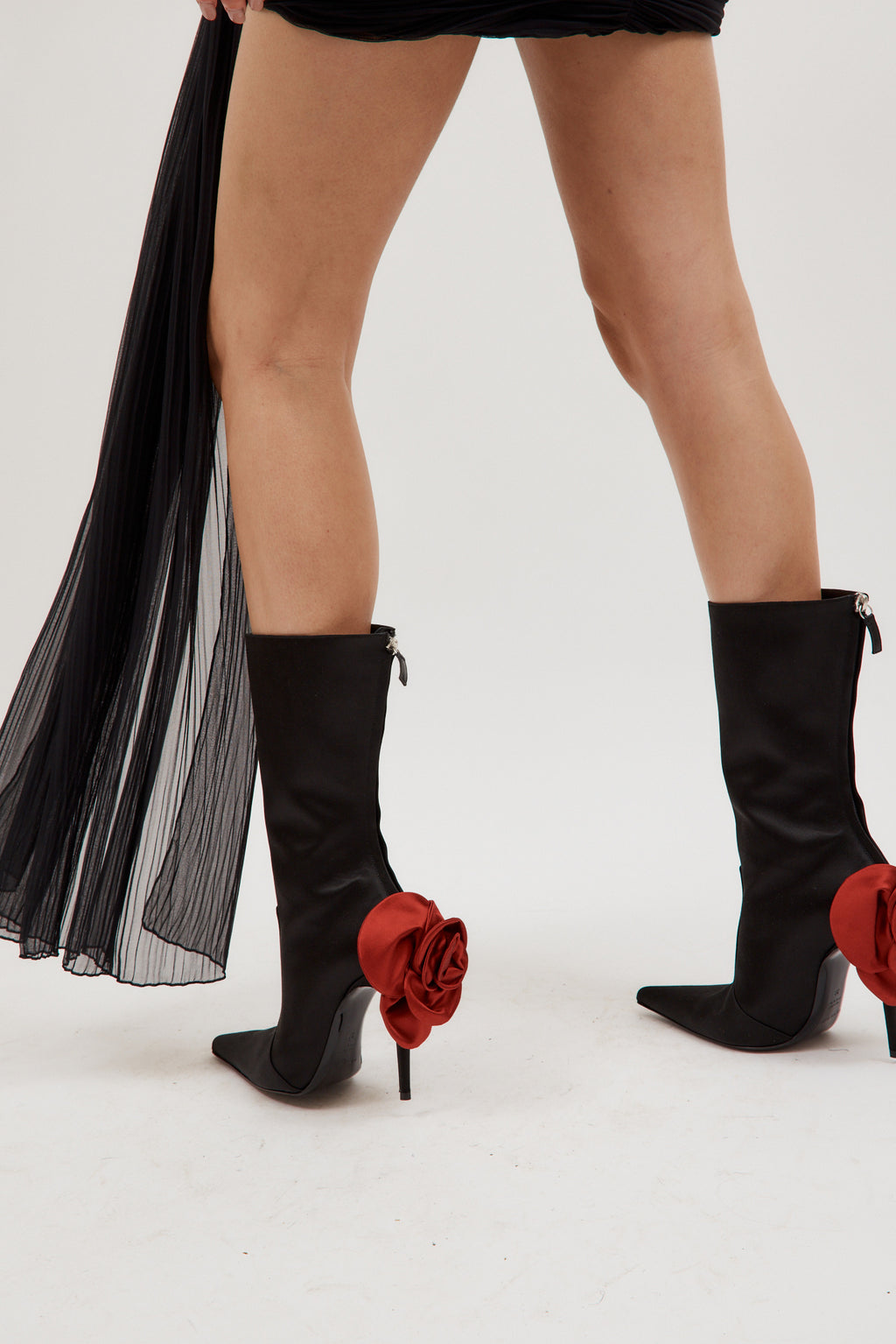 Pointed Toe Red Flower Black Boots