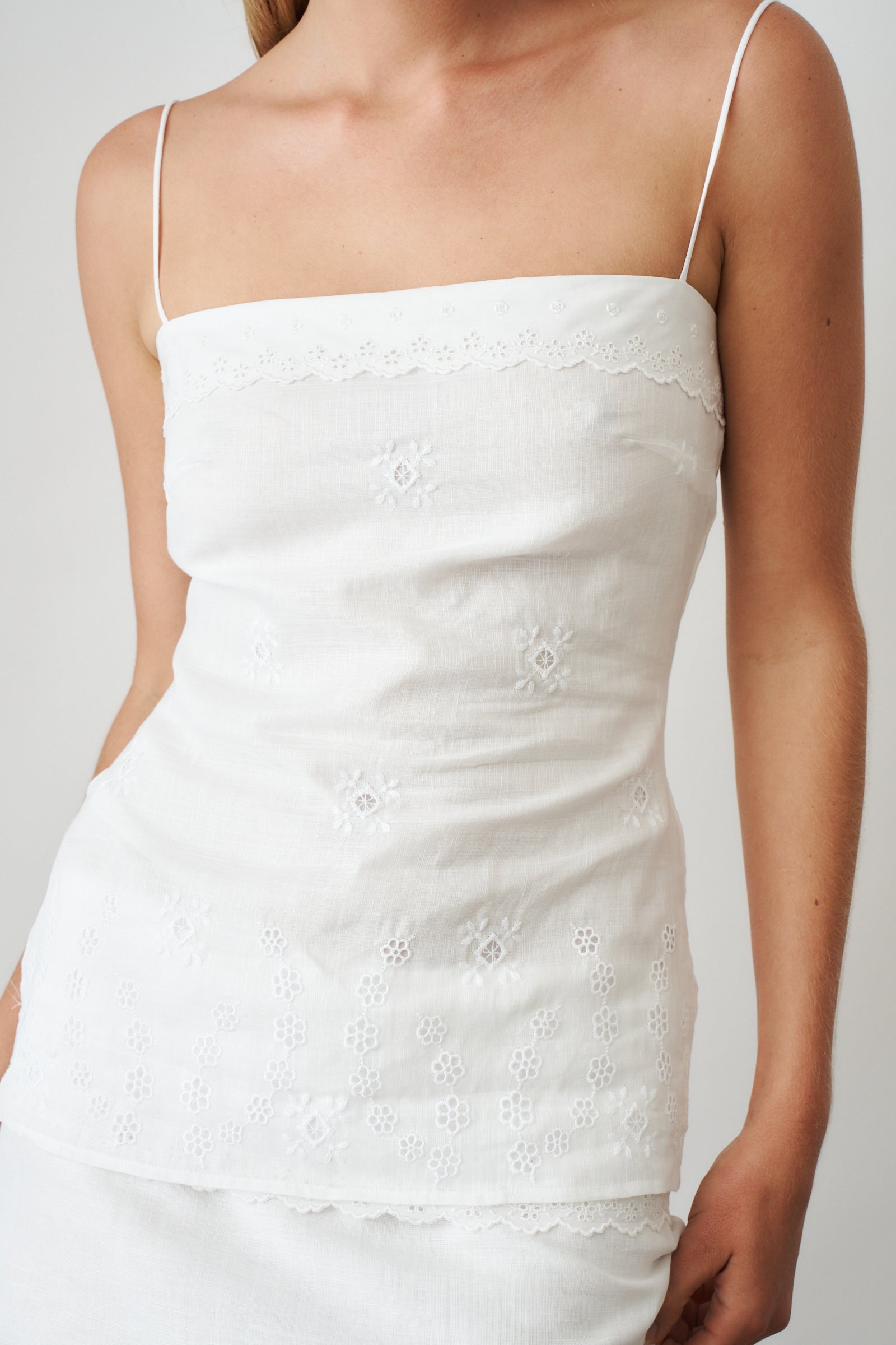 Embroidered Lace Top In White