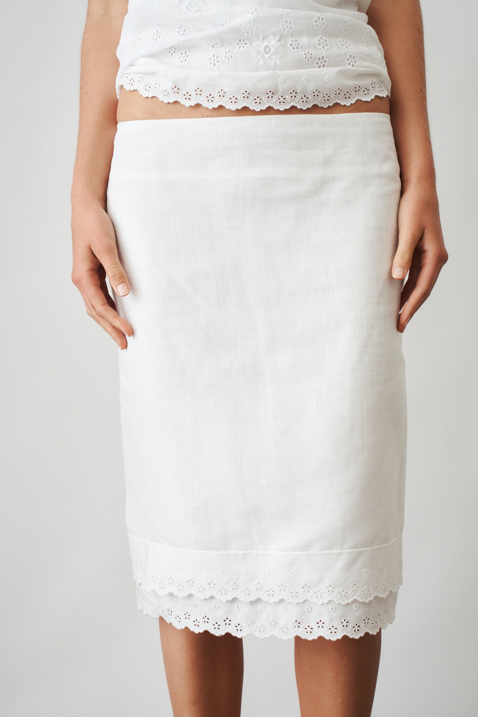Layered Pencil Skirt With Lace Trim White