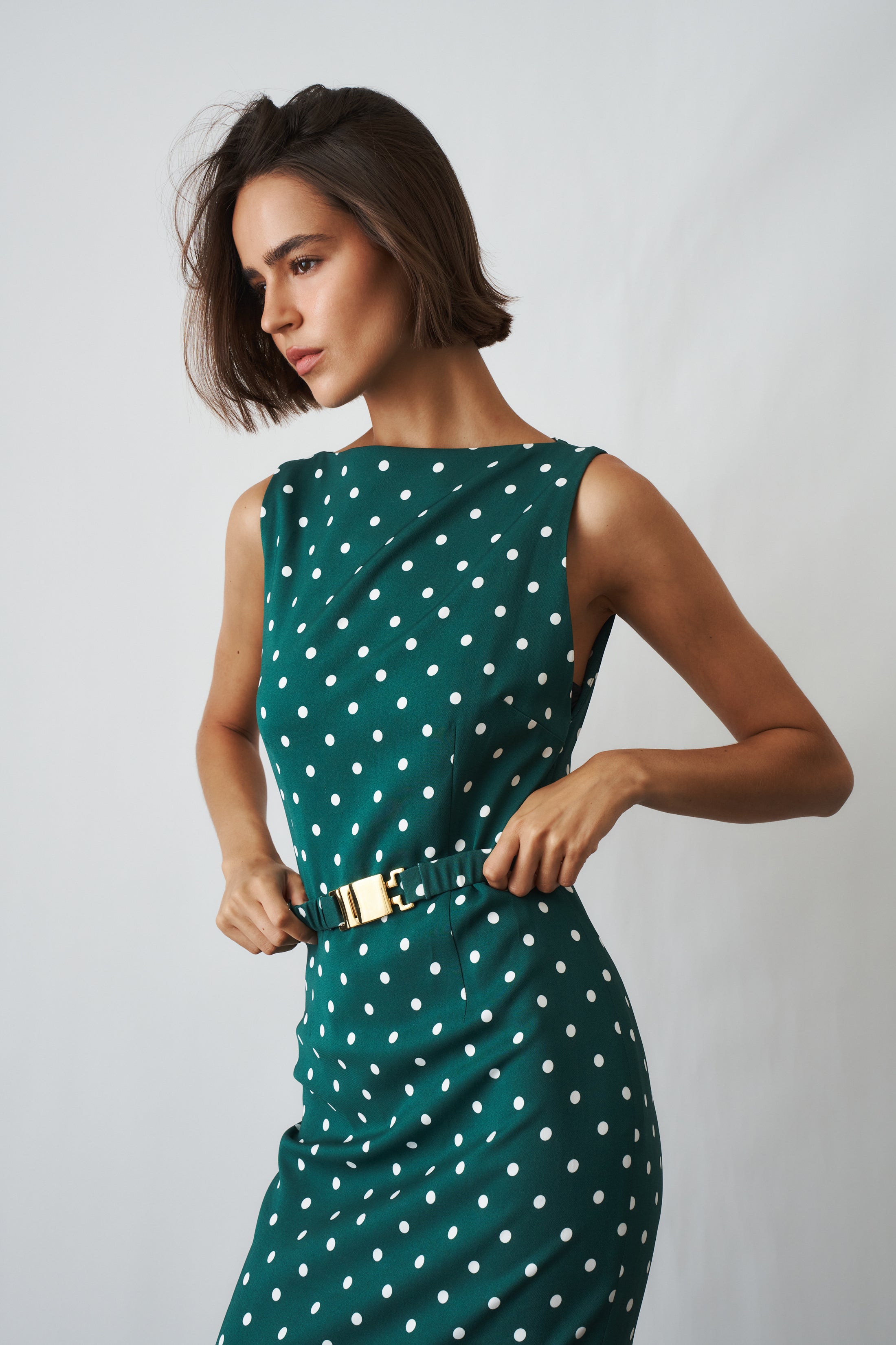 Long Dress with Straight Neckline in Green