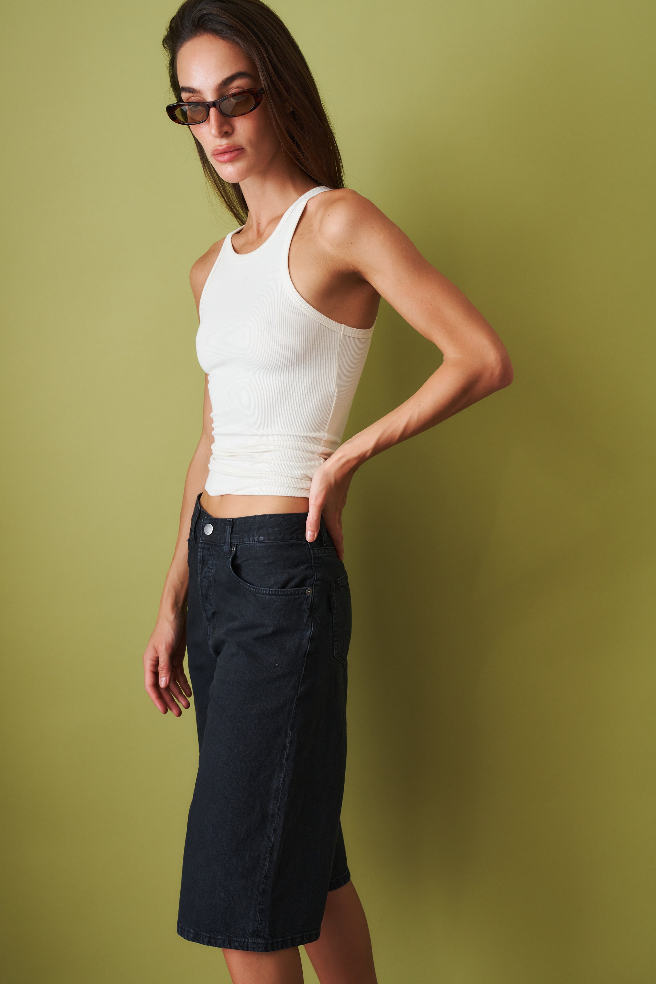 High Neck Fitted Tank Cream - DÉSORDRE