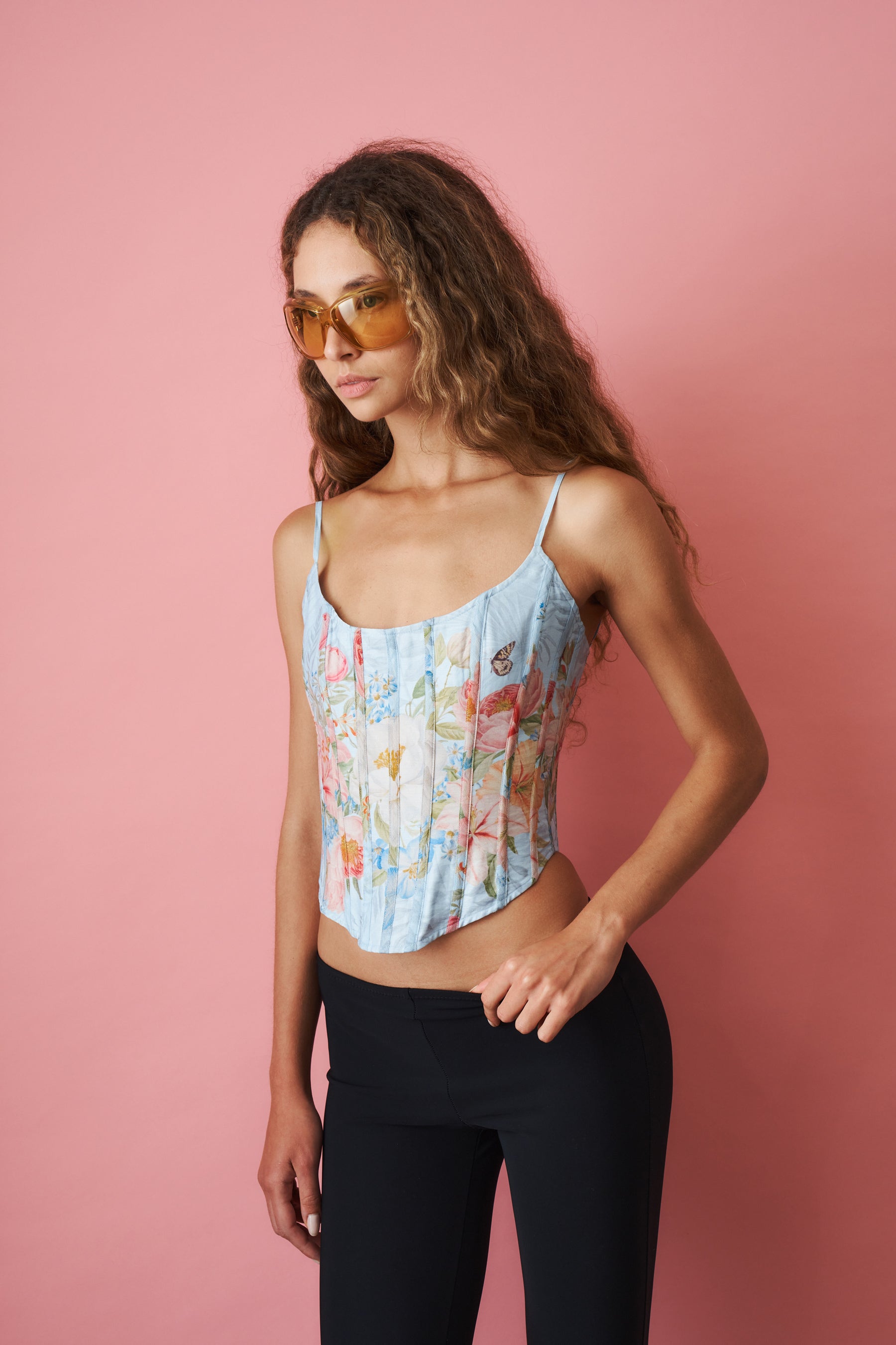 Moxie Bleu Fleur Tropicale Top - DÉSORDRE