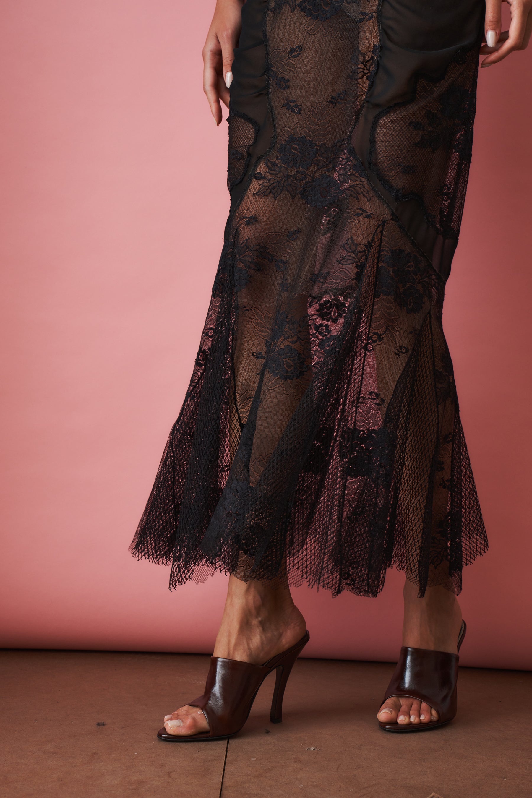 Black Lace Midi Dress - DÉSORDRE