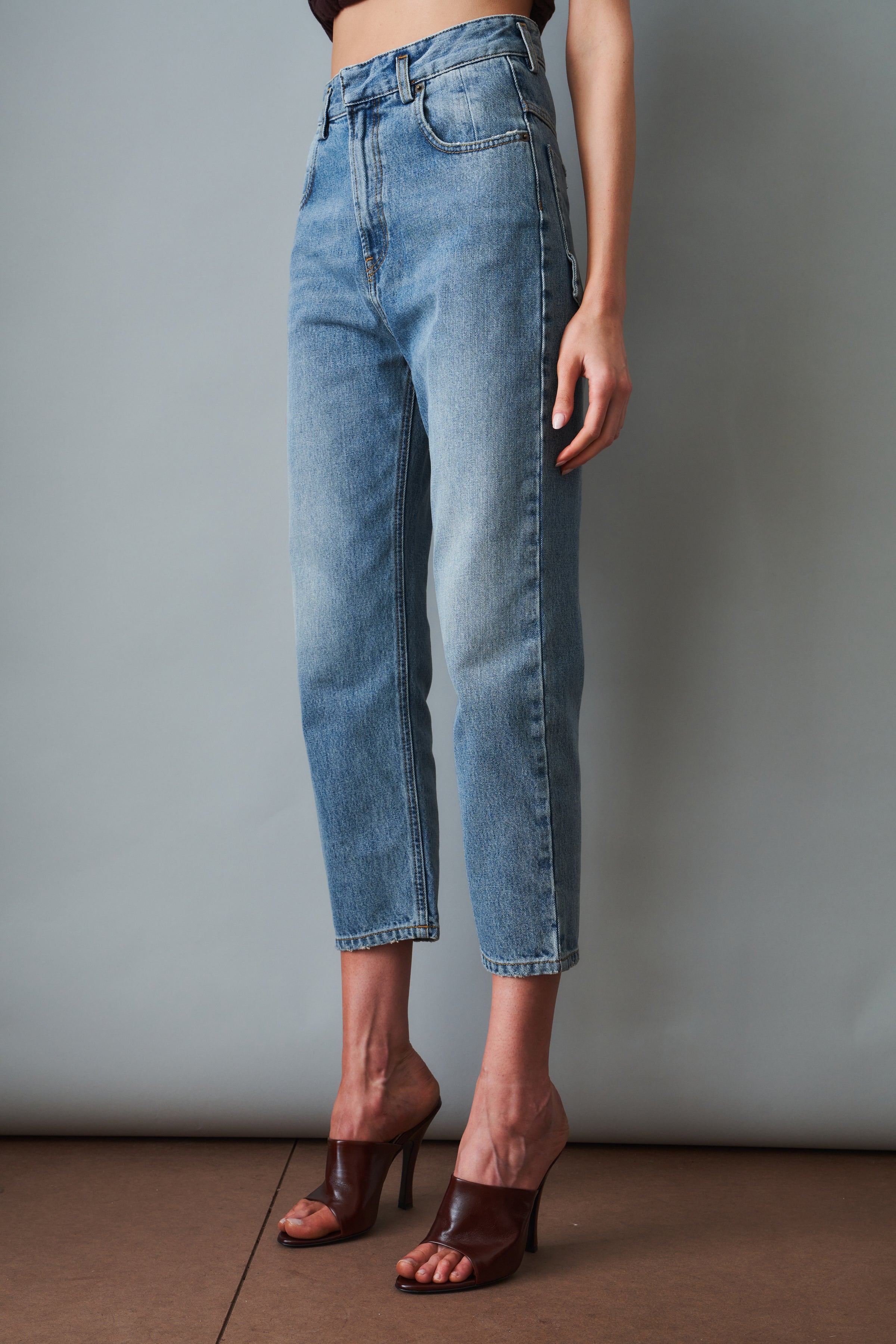 Line Work Cropped Jeans - DÉSORDRE