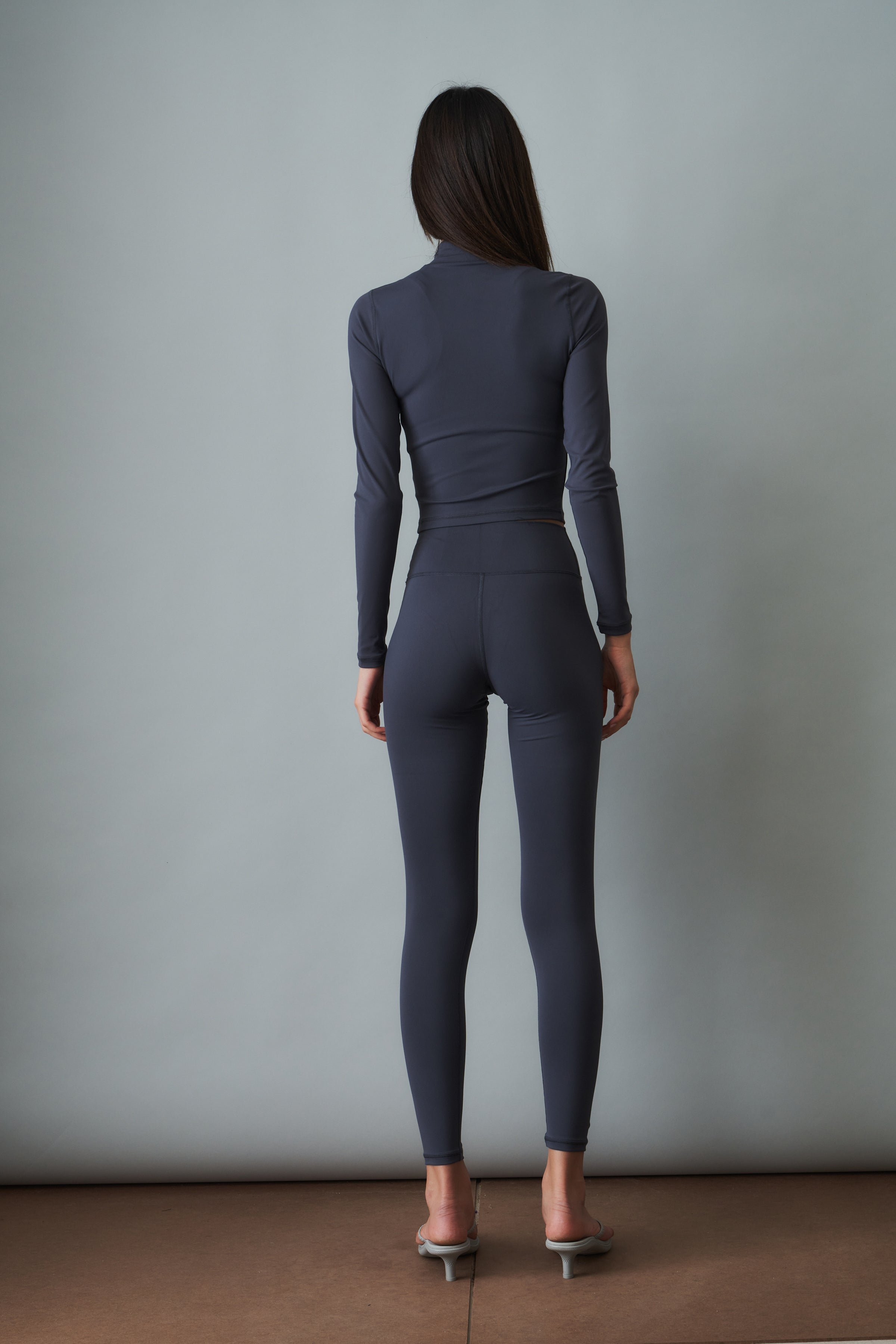 Serif Logo Leggin