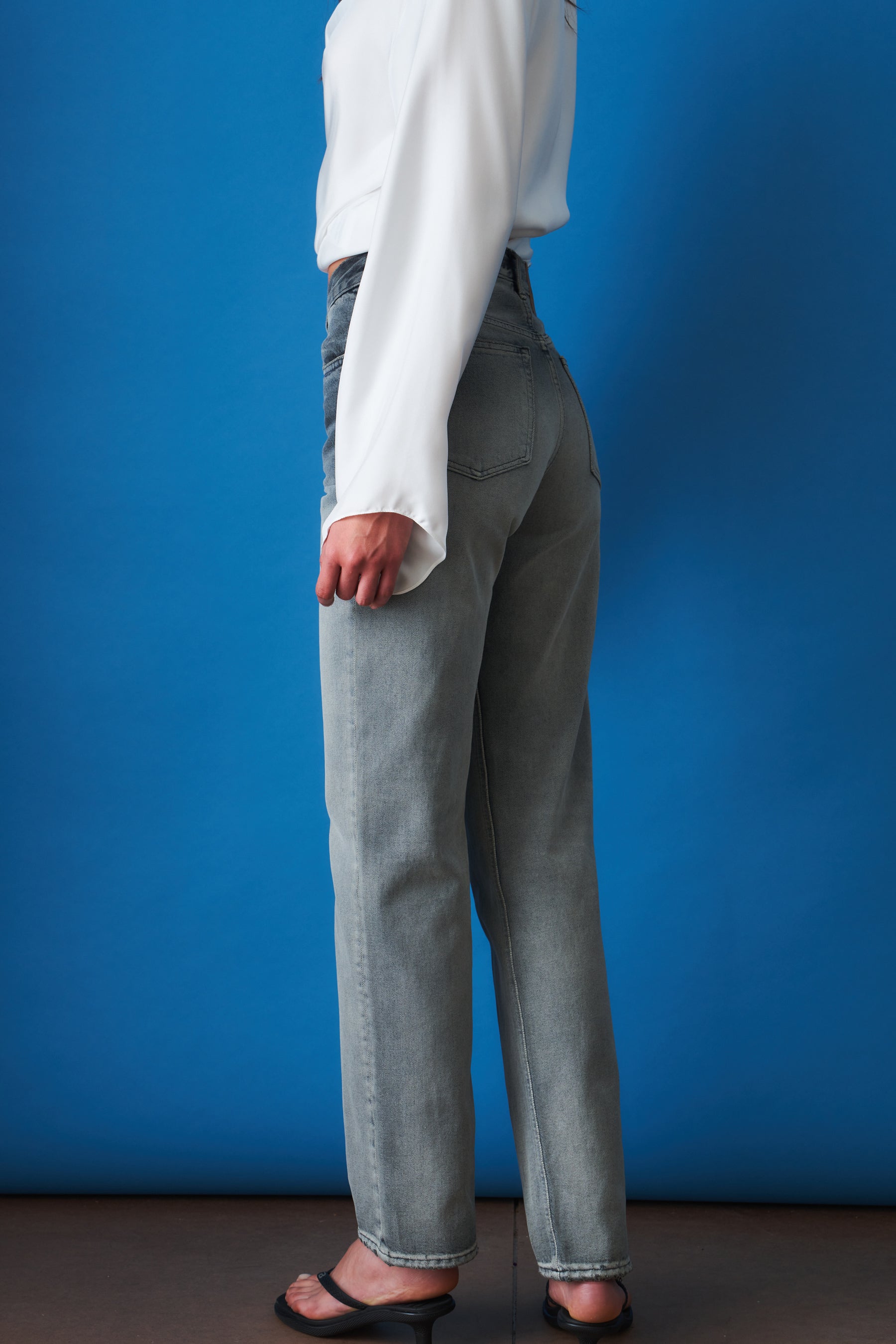 Lisa Smoke Black Jean