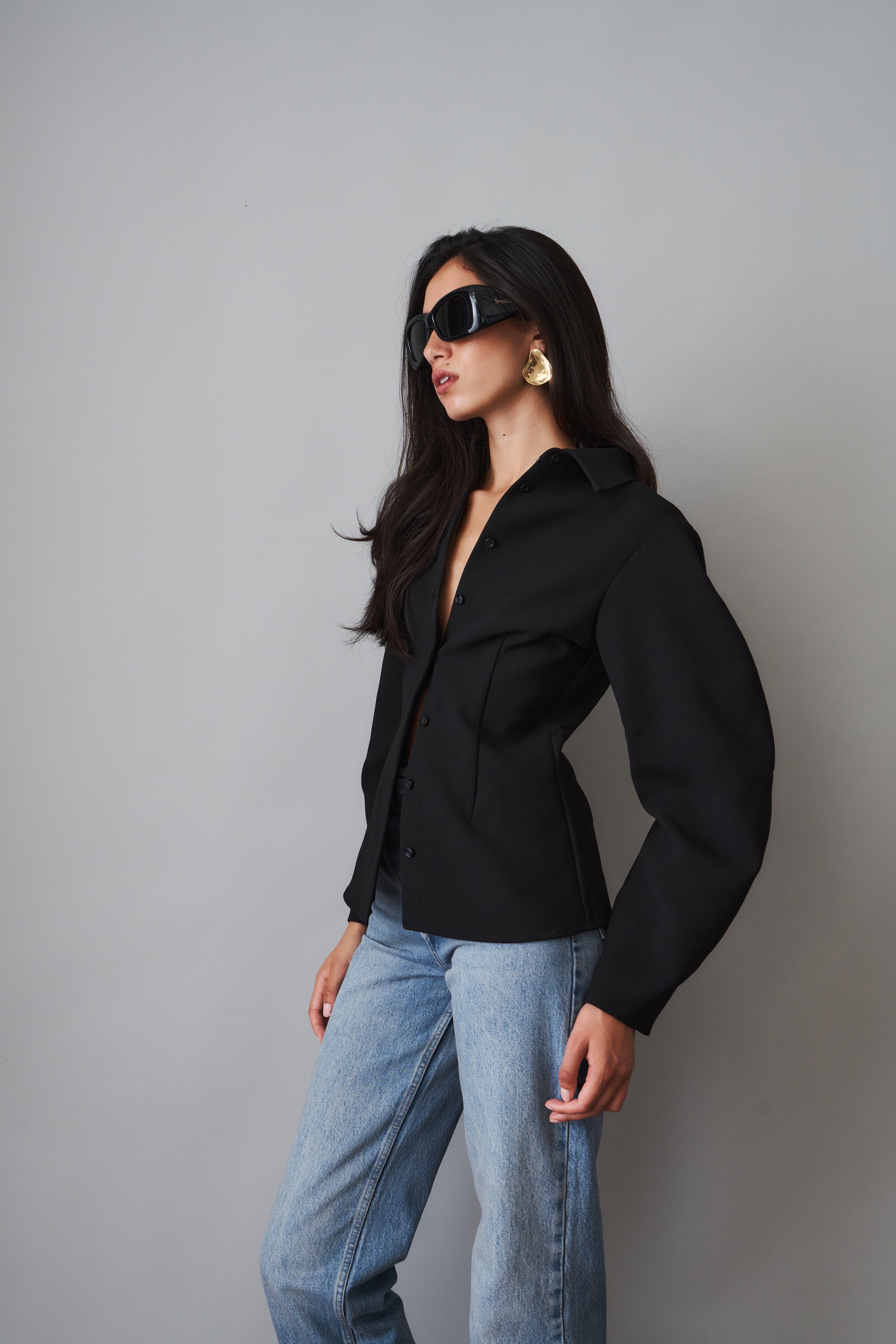 Vinetta Black Shirt