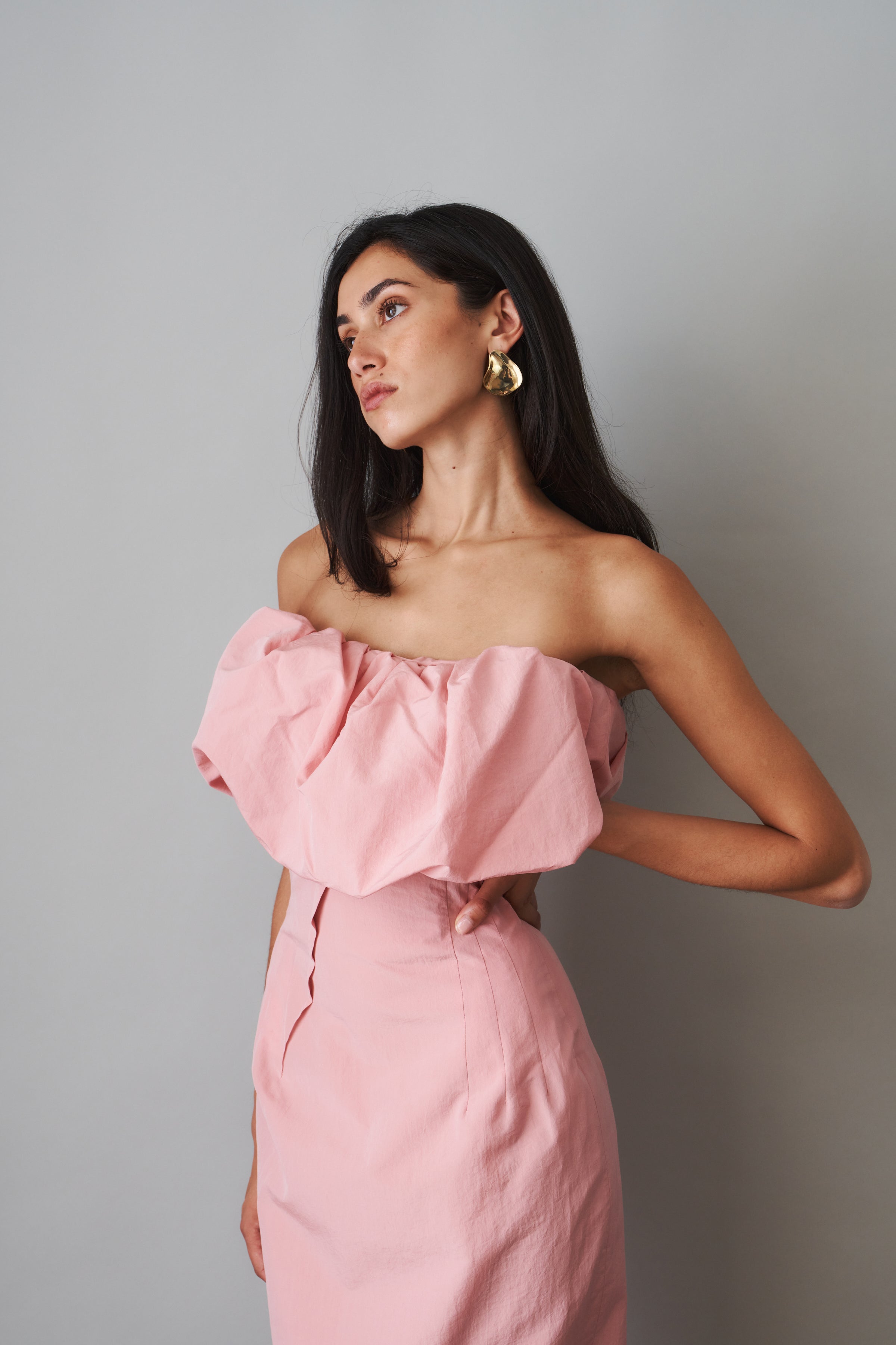Sculptural Neckline Fitted Dress in Pink
