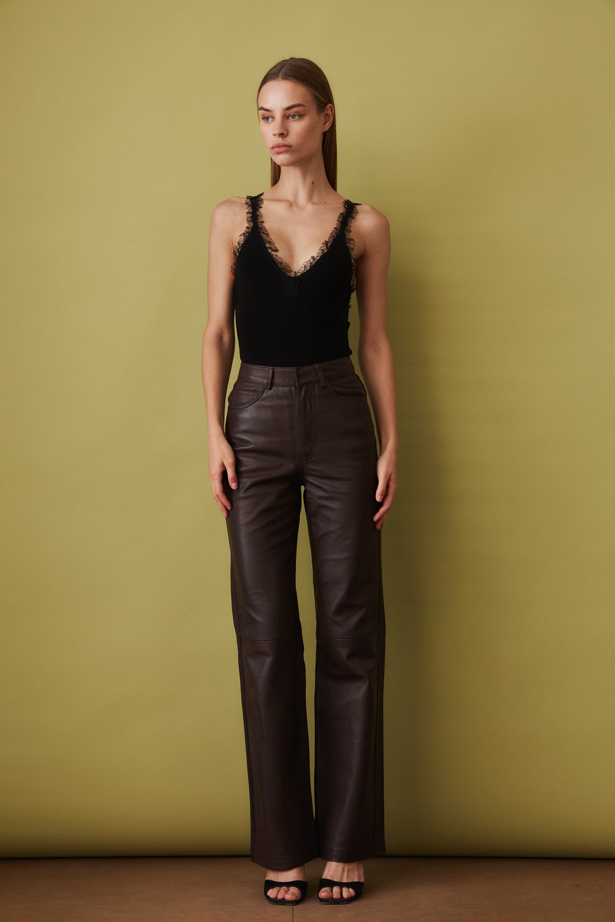 Straight Leather Pants Dark Brown - DÉSORDRE