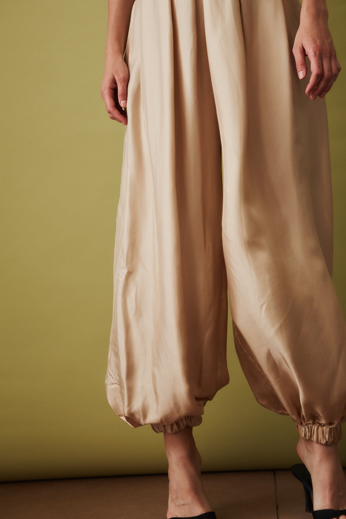 Bazar Silk Trousers Beige