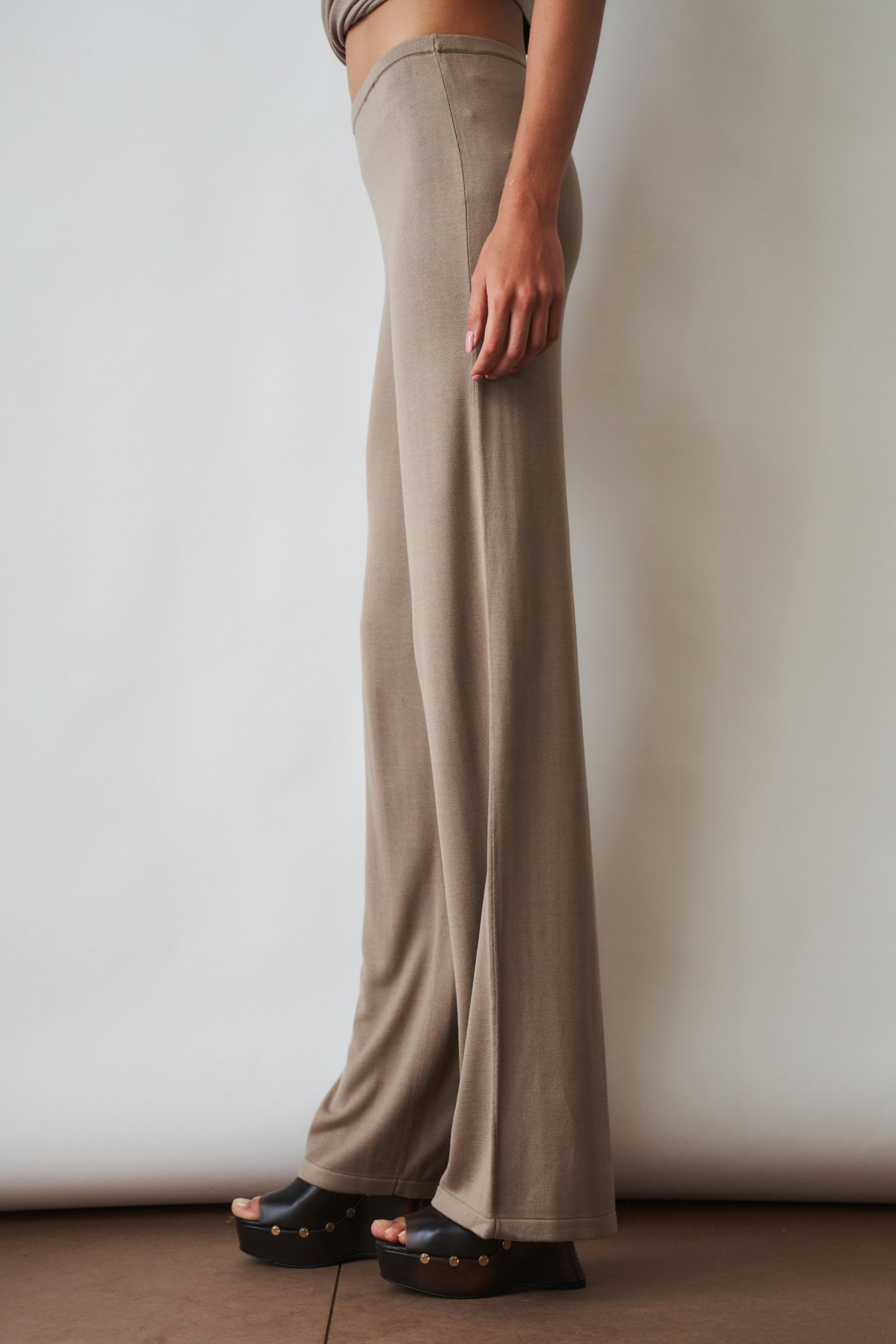 Esme Pants Tan - DÉSORDRE