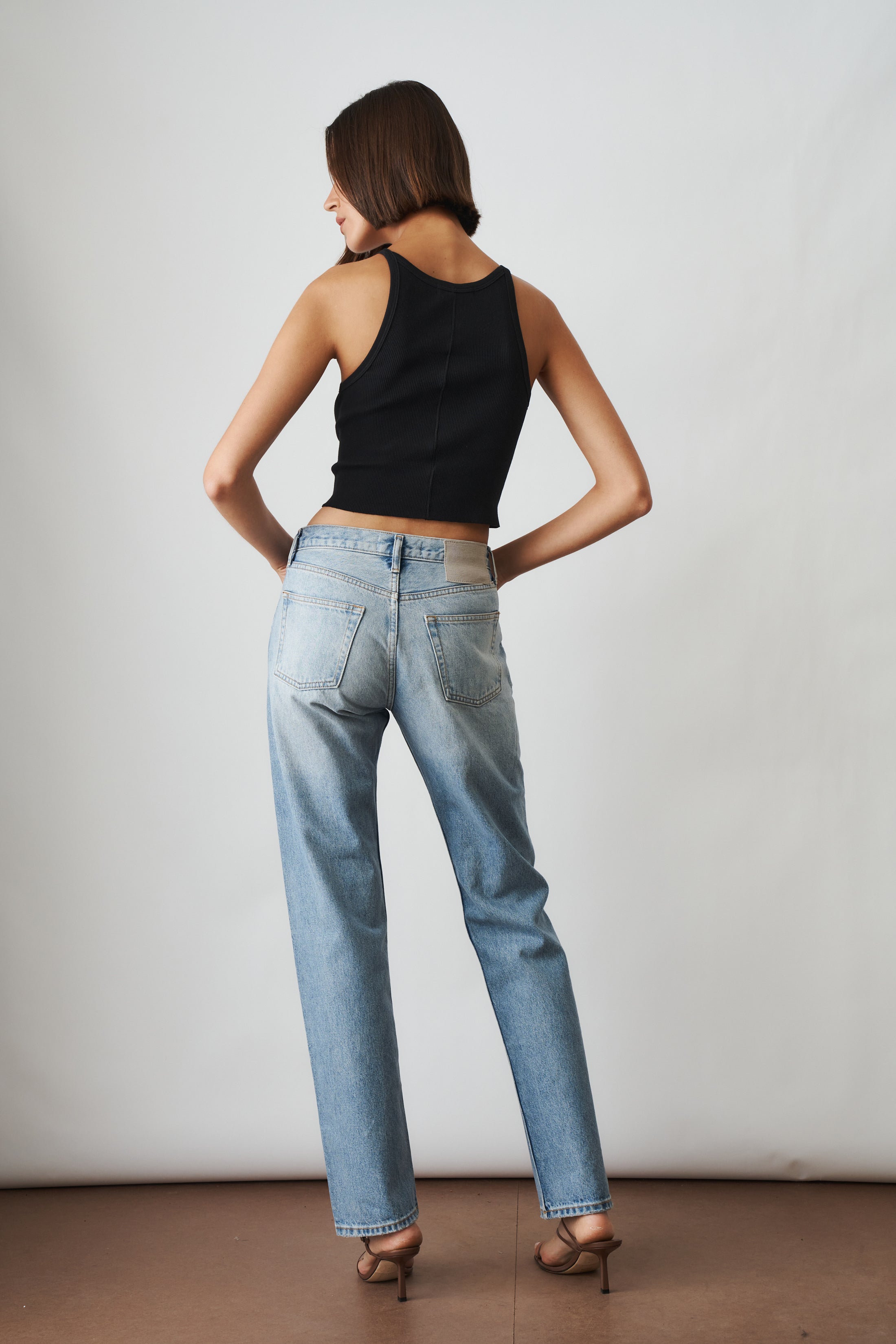 Aya Muse straight jeans in XXS size, showcasing classic denim pants with a fitted, straight-leg cut and stylish design.