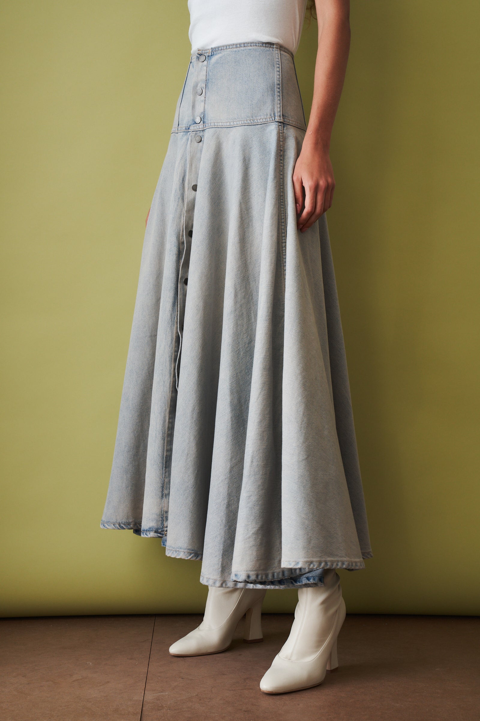 Temple Light Space Maxi Skirt - DÉSORDRE