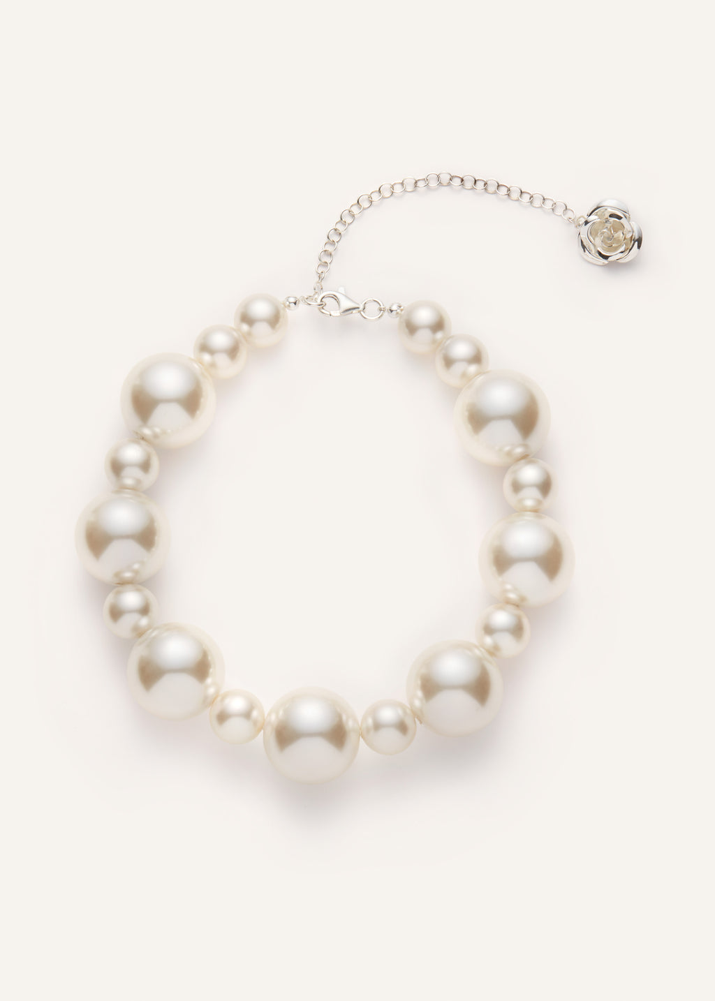 Variant Pearl Necklace