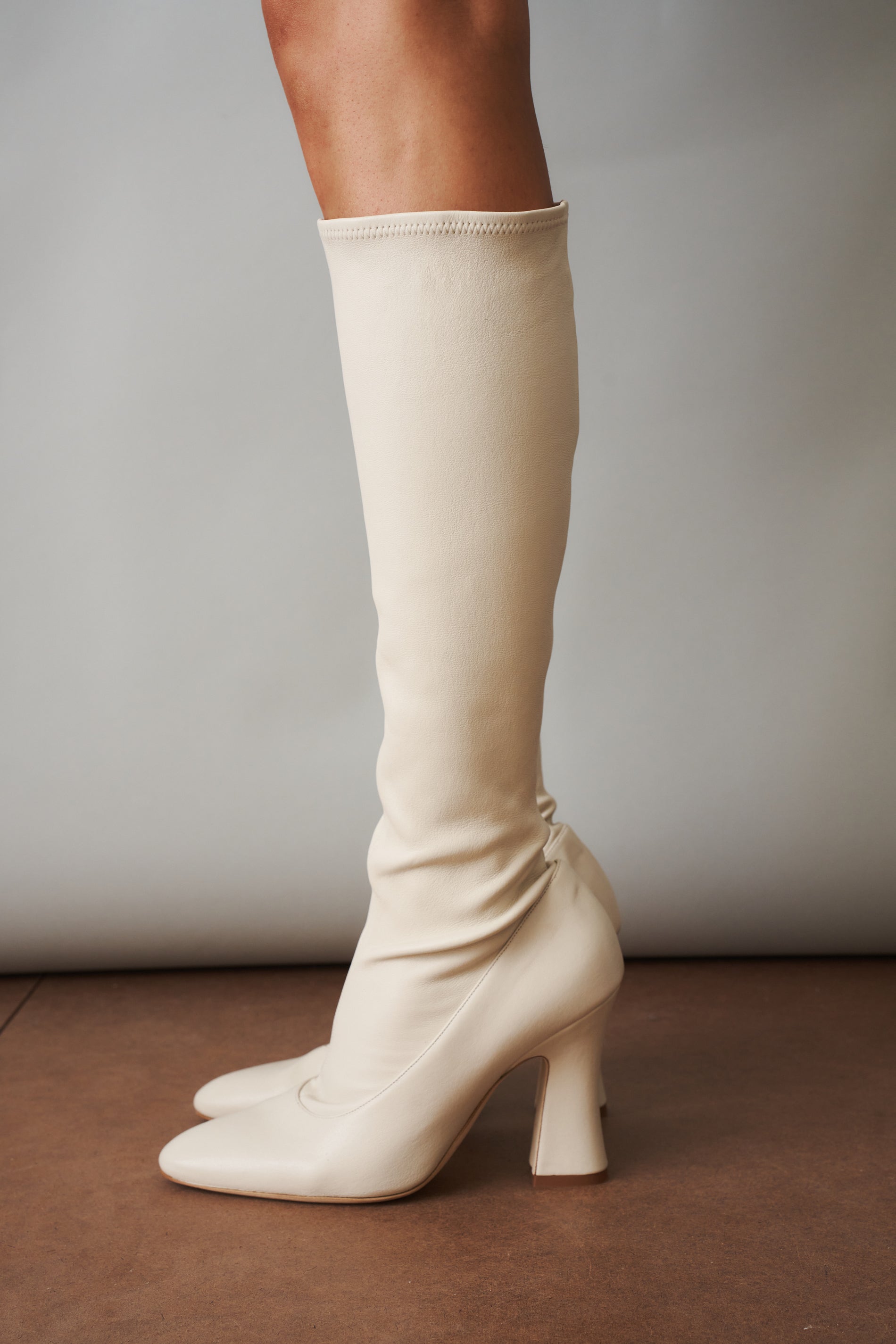 Thick Heel Leather Boot in Cream