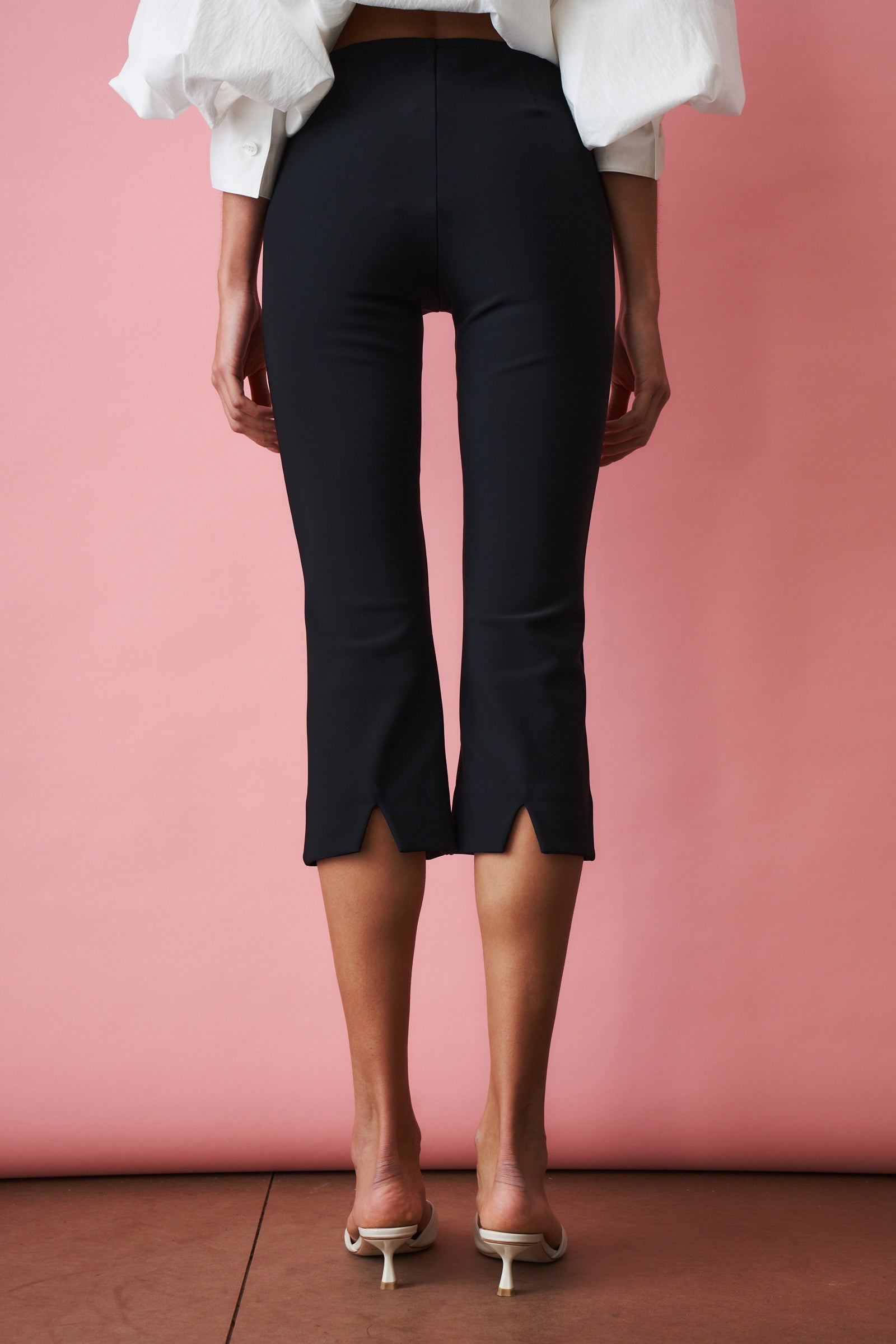 Basic Capri Knit Pant - DÉSORDRE