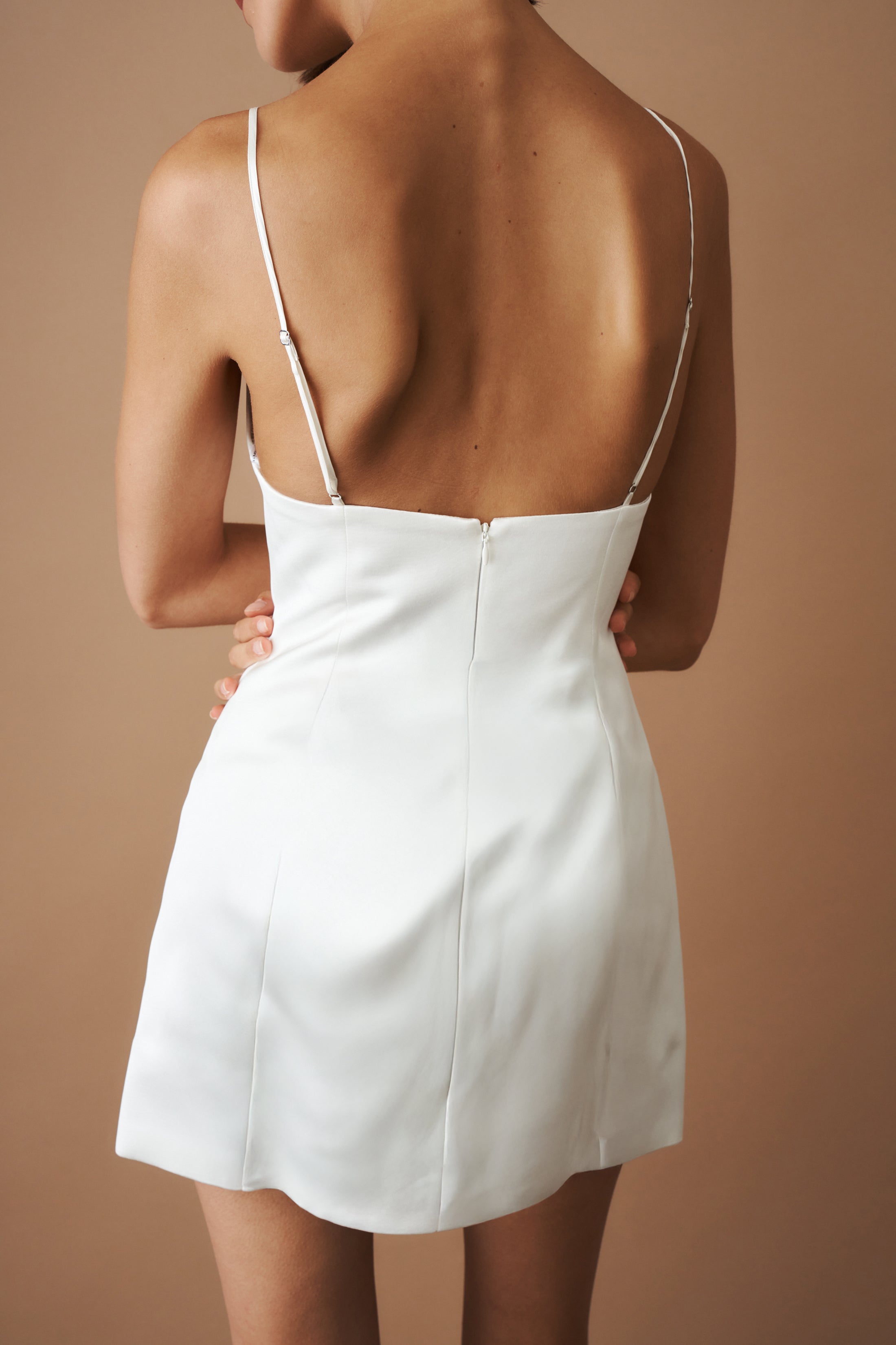 Giavanna Dress White - DÉSORDRE