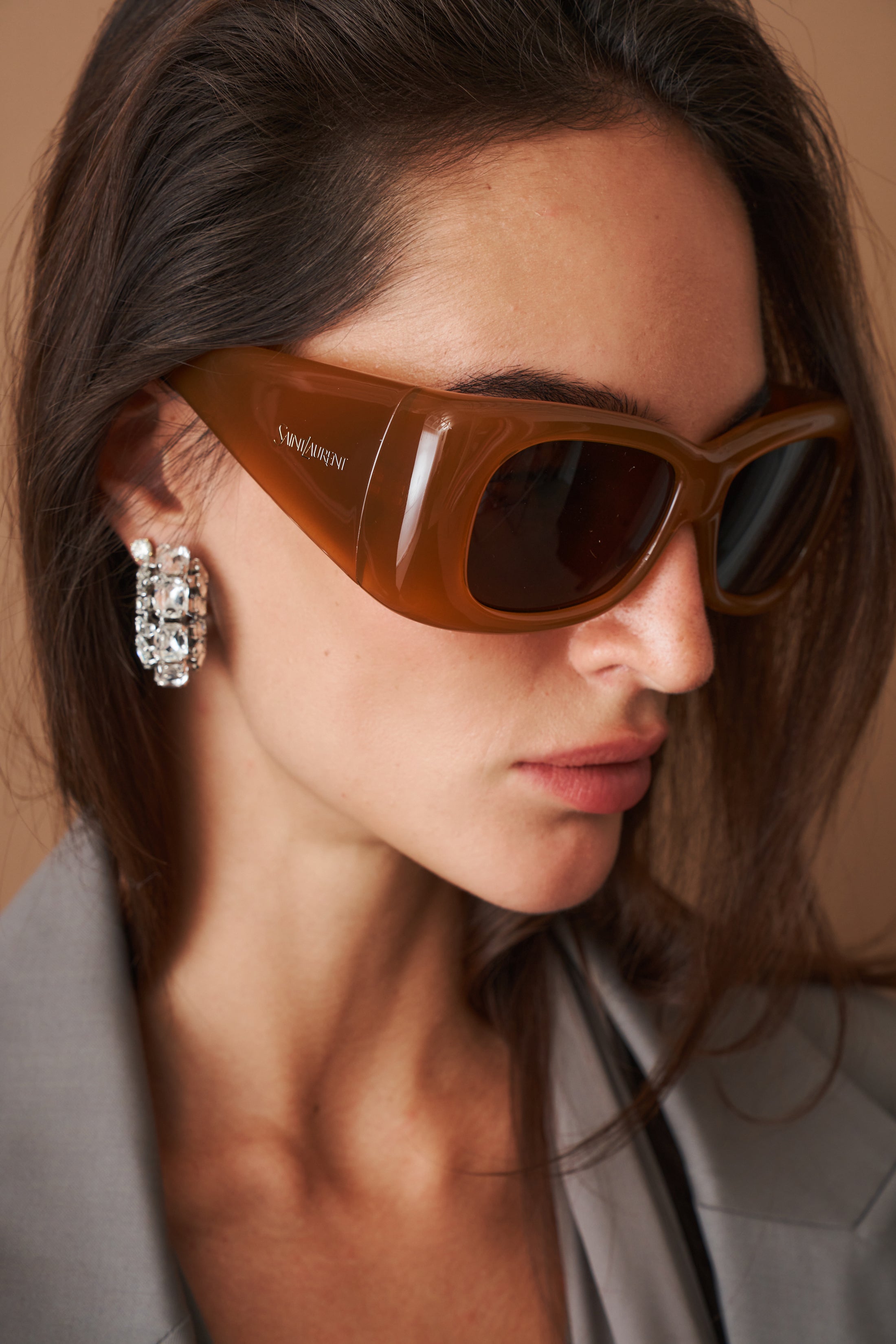 Square Howl Mustard Sunglasses - DÉSORDRE