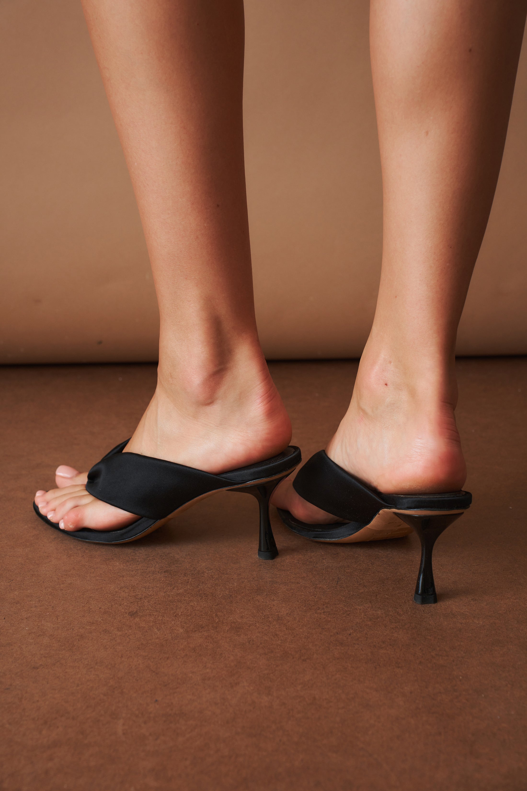 Paloma Flip Flop Black - DÉSORDRE