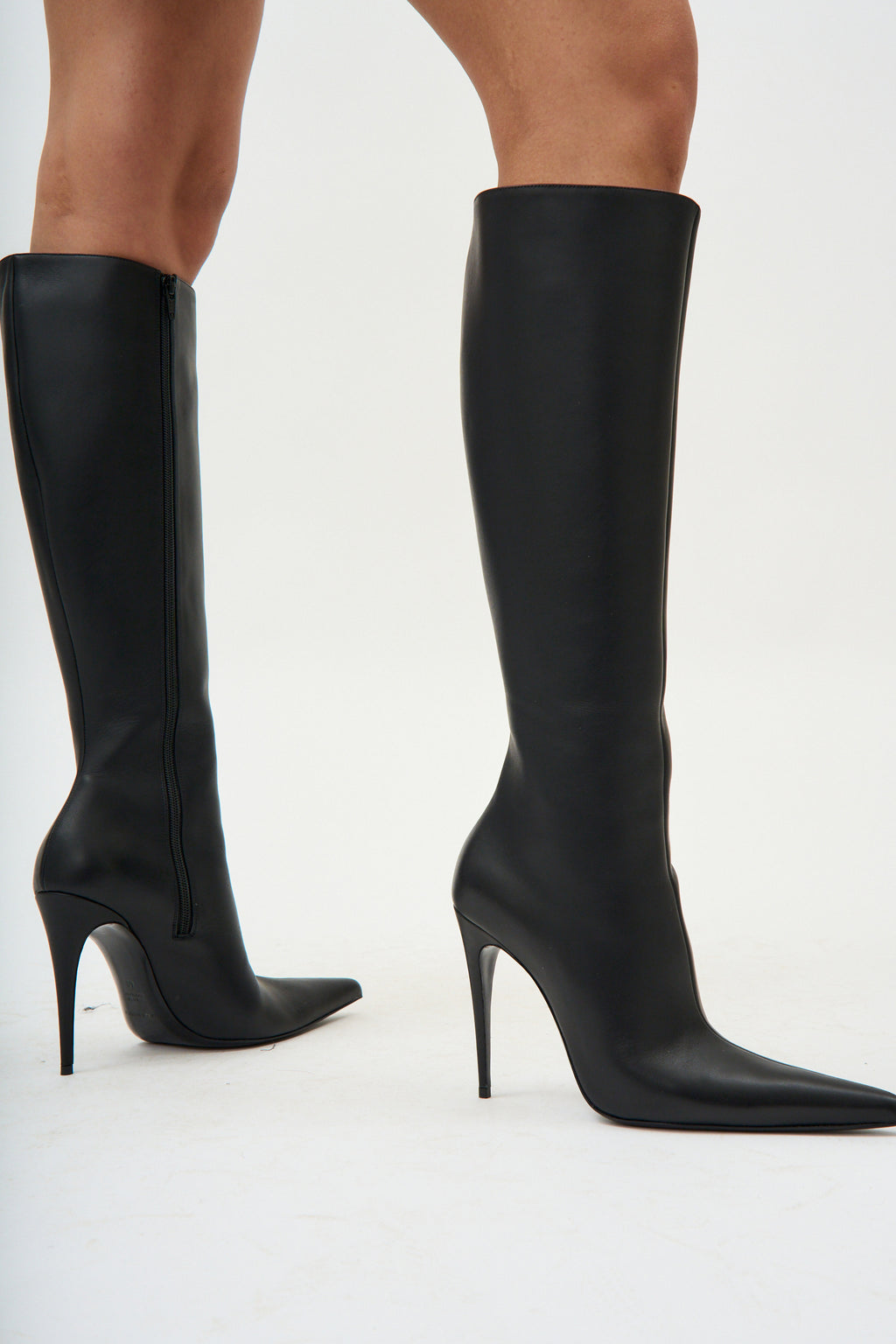 Pointed Toe Black Leather Calf Boots