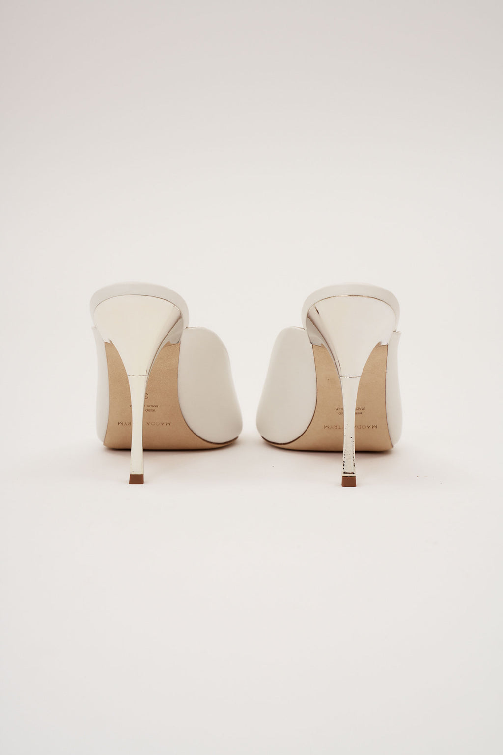 Pointed Toe Leather White Mules