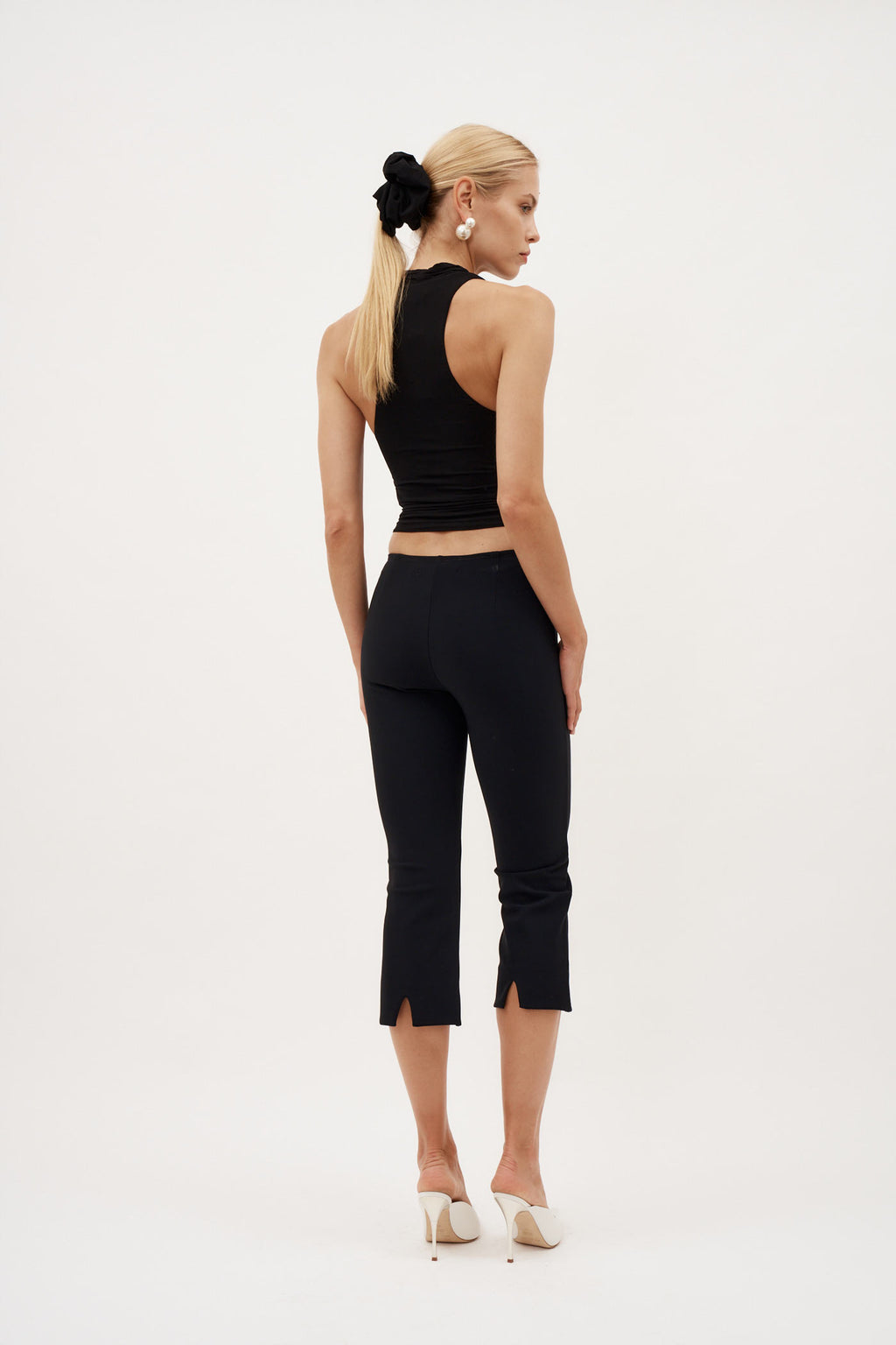 Capri Black Knit Pant