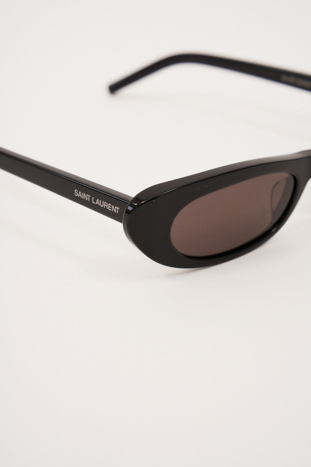 Narrow Vintage Black Sunglasses