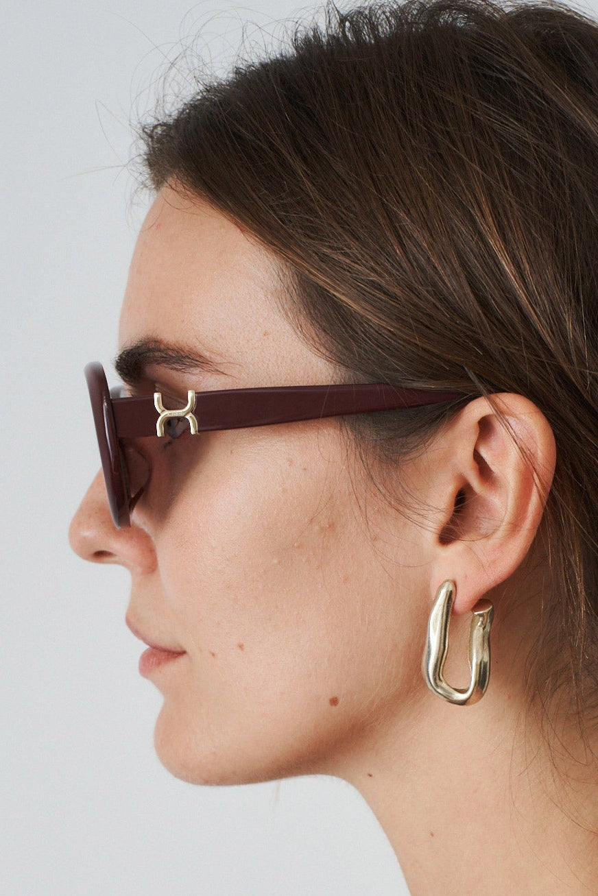 Plum Oval Sunglasses