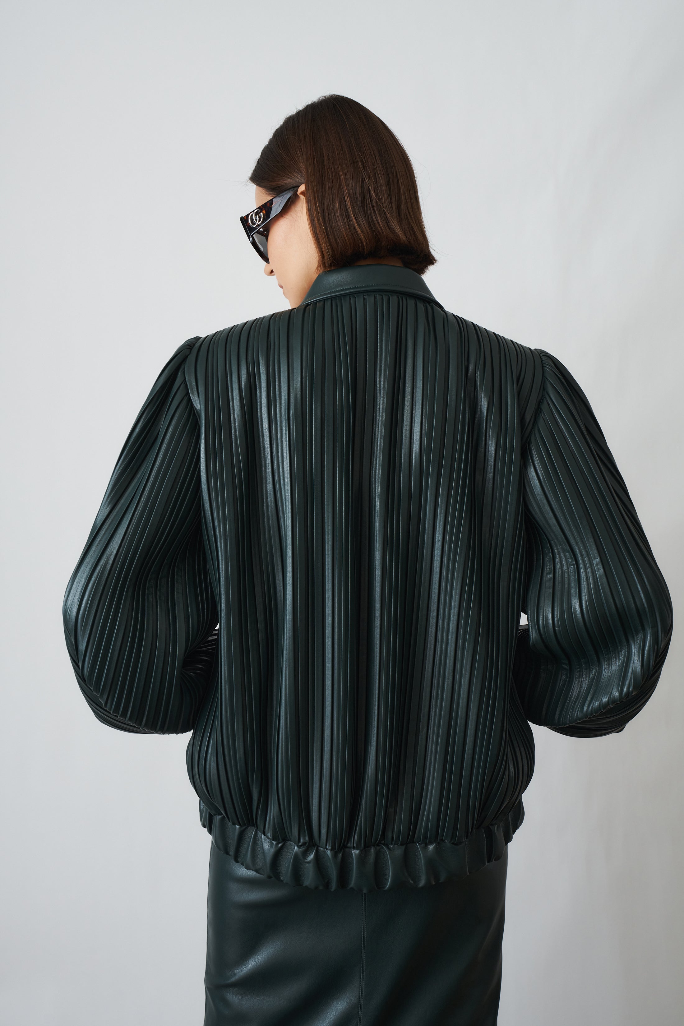 Pleated Short Bomber Green