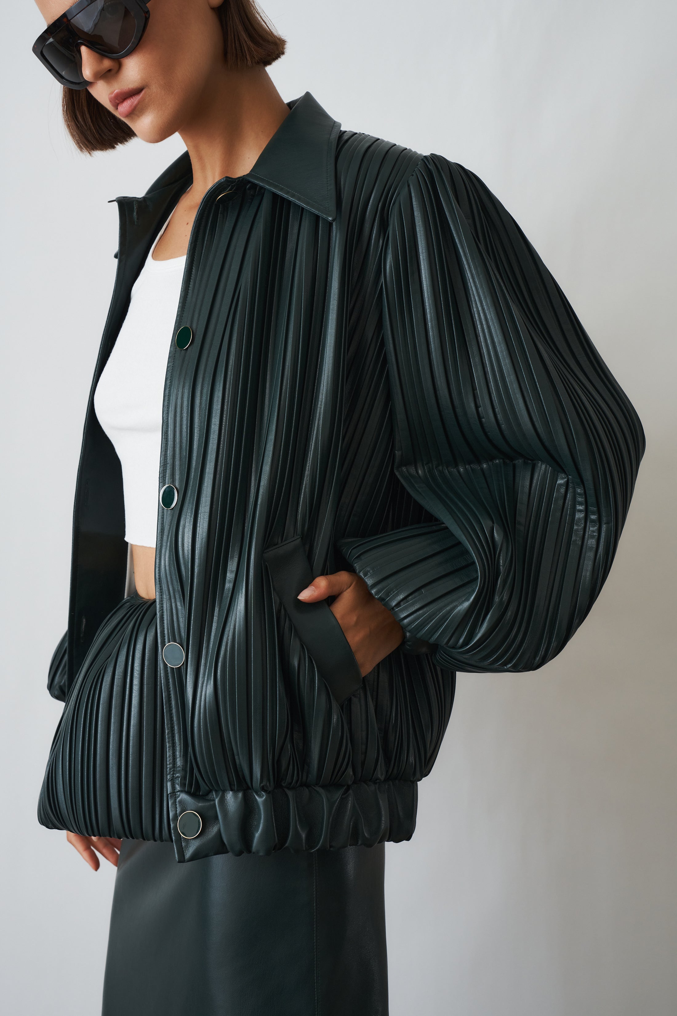 Pleated Short Bomber Green