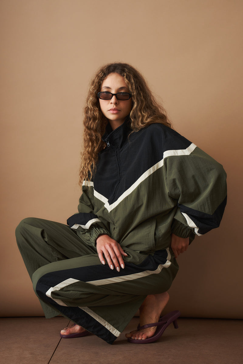 Multicolor Water Resistant Parachute Jacket - DÉSORDRE