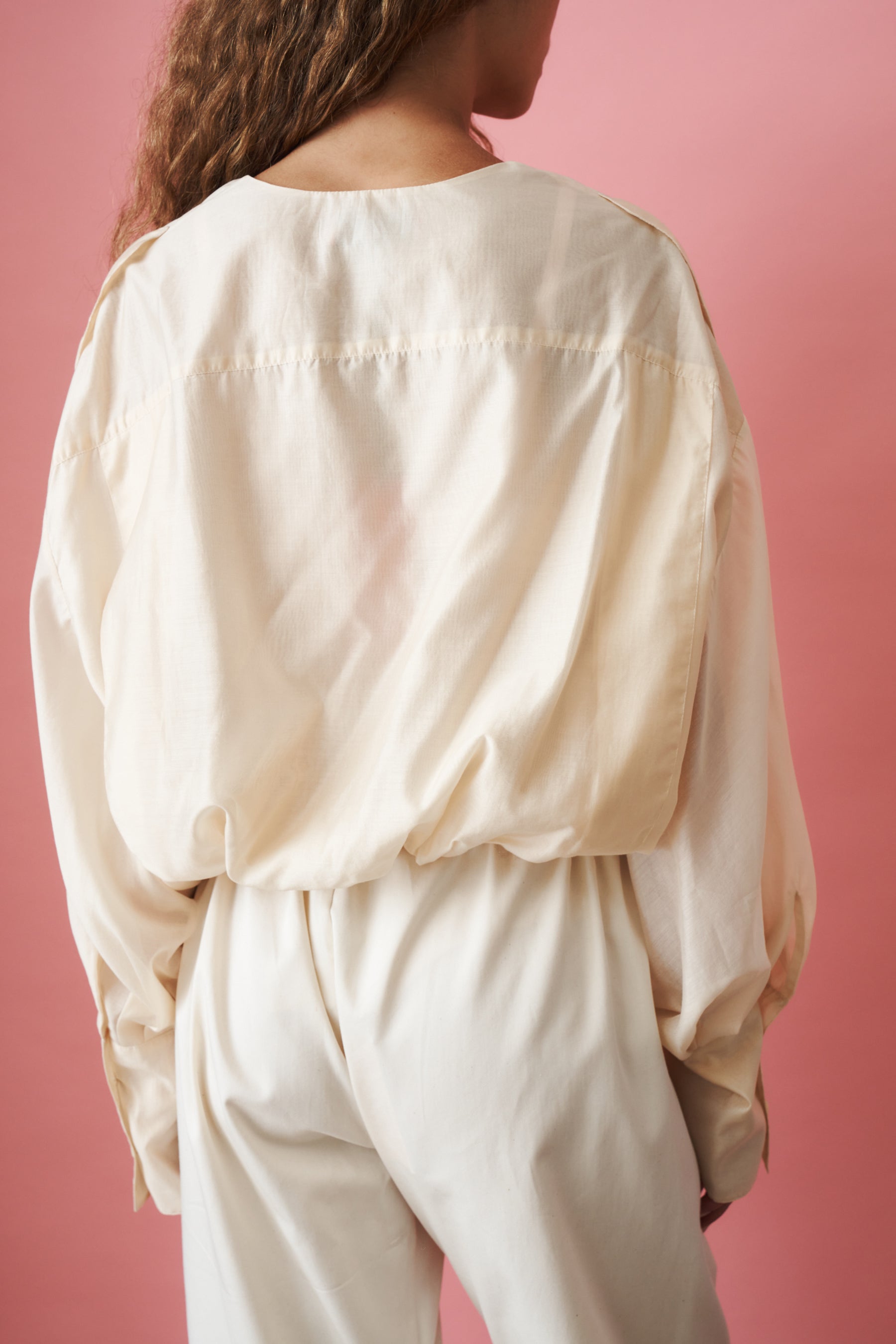 Diana Pleat Overshirt Cream - DÉSORDRE