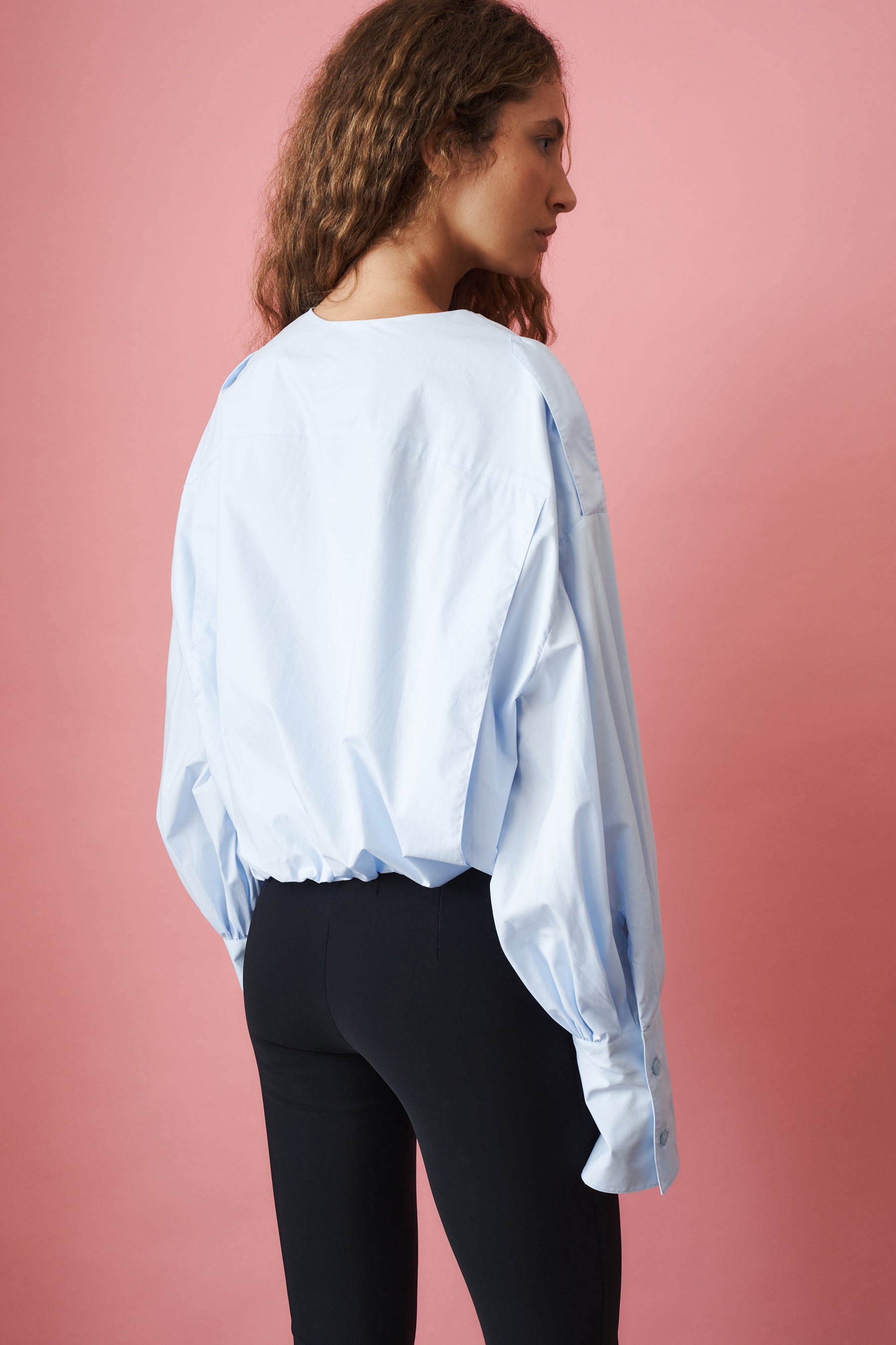 Diana Pleat Overshirt Light Blue - DÉSORDRE
