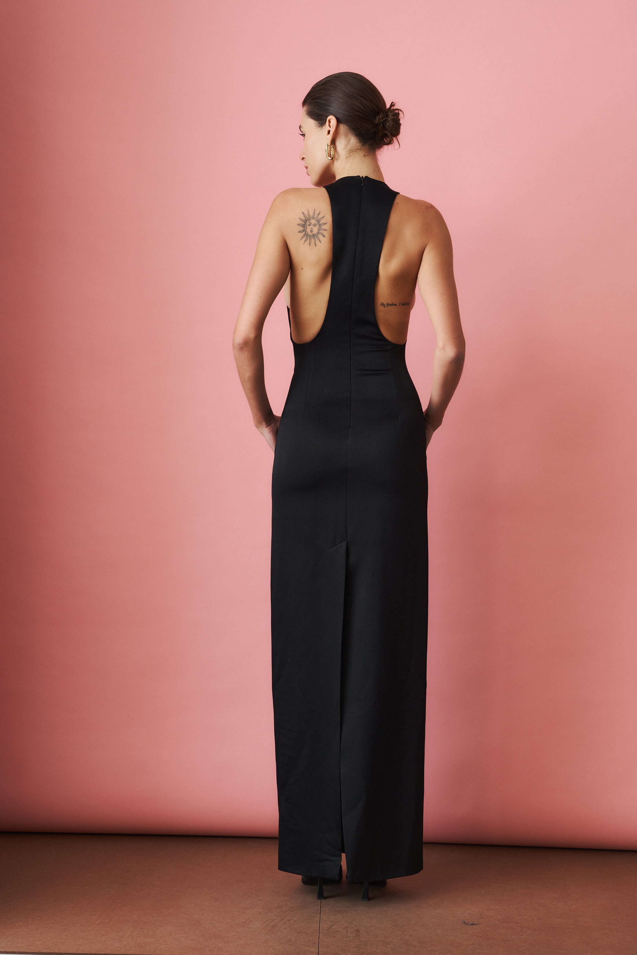 Moss Black Gown - DÉSORDRE