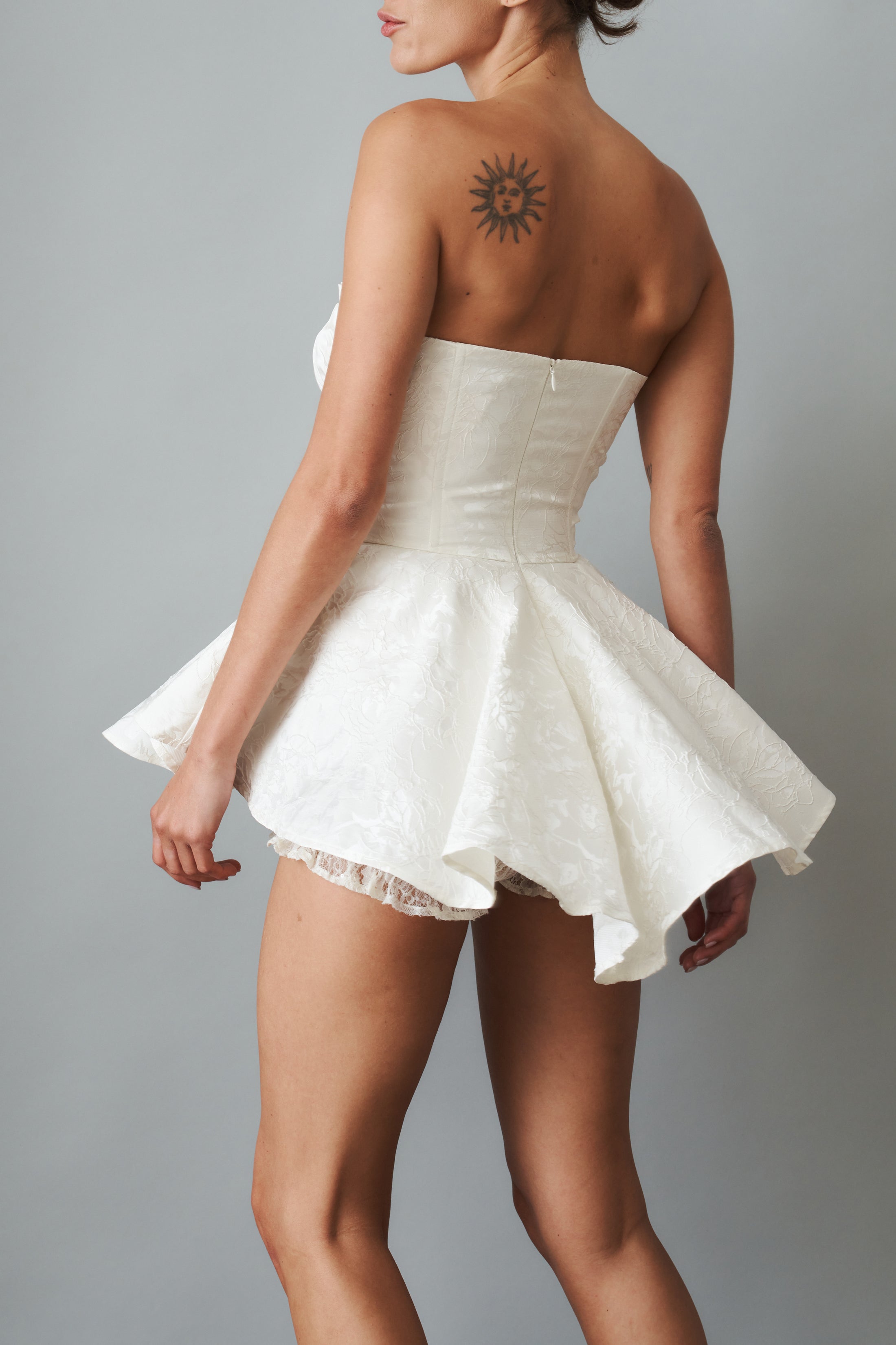 Airina Dress White - DÉSORDRE