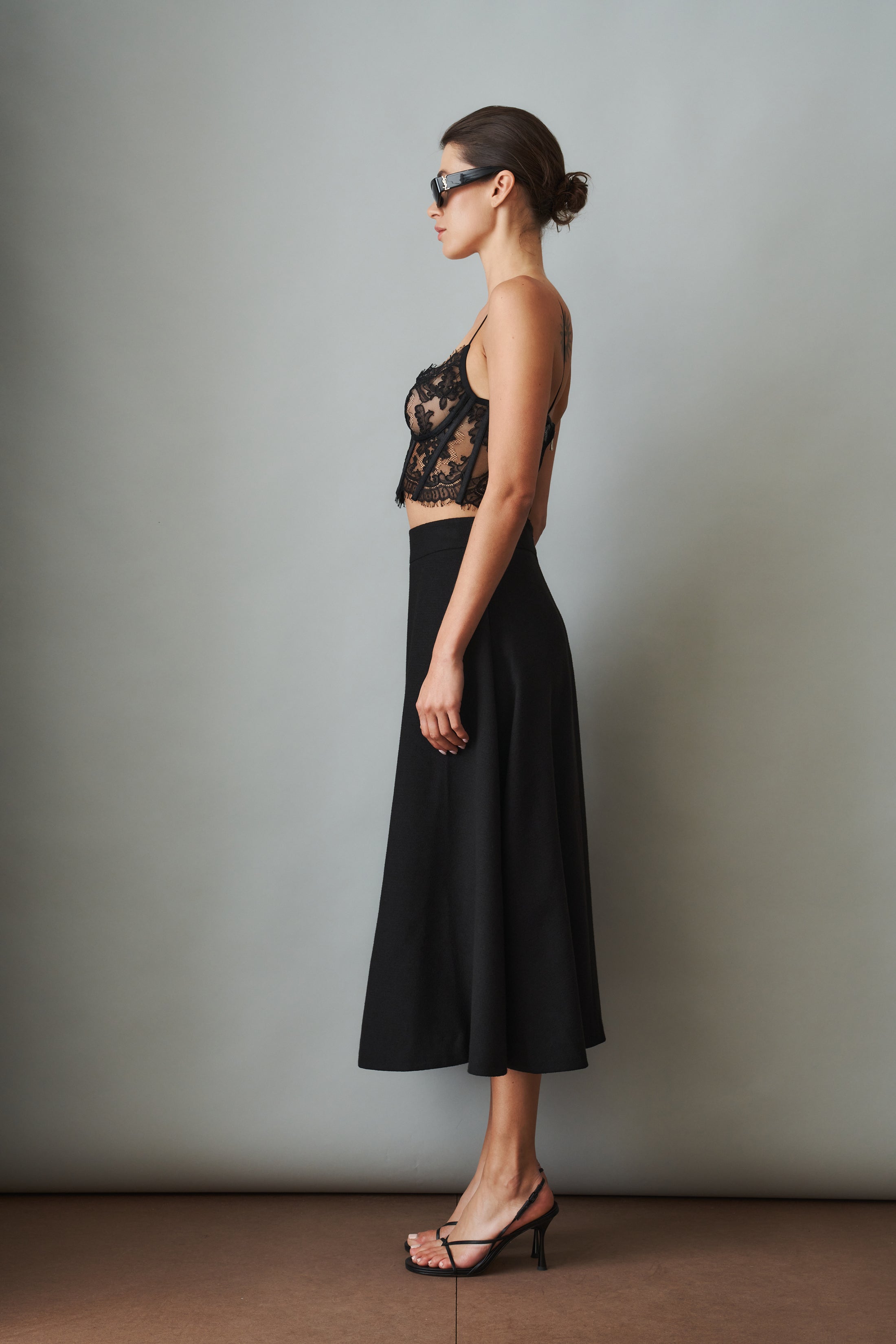 Natalia Tailored A Line Black Midi Skirt - DÉSORDRE