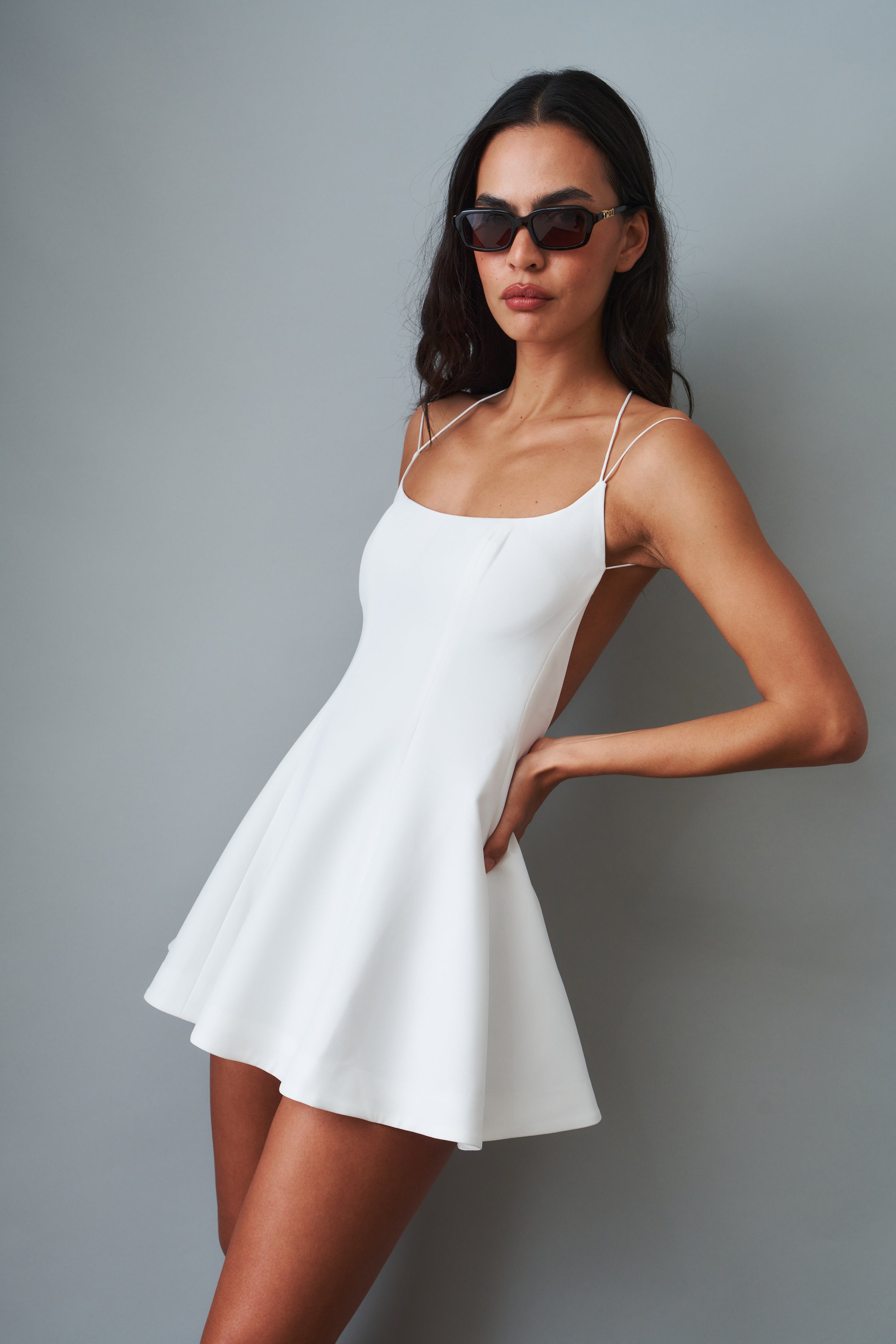 Giana Open Back White Dress - DÉSORDRE