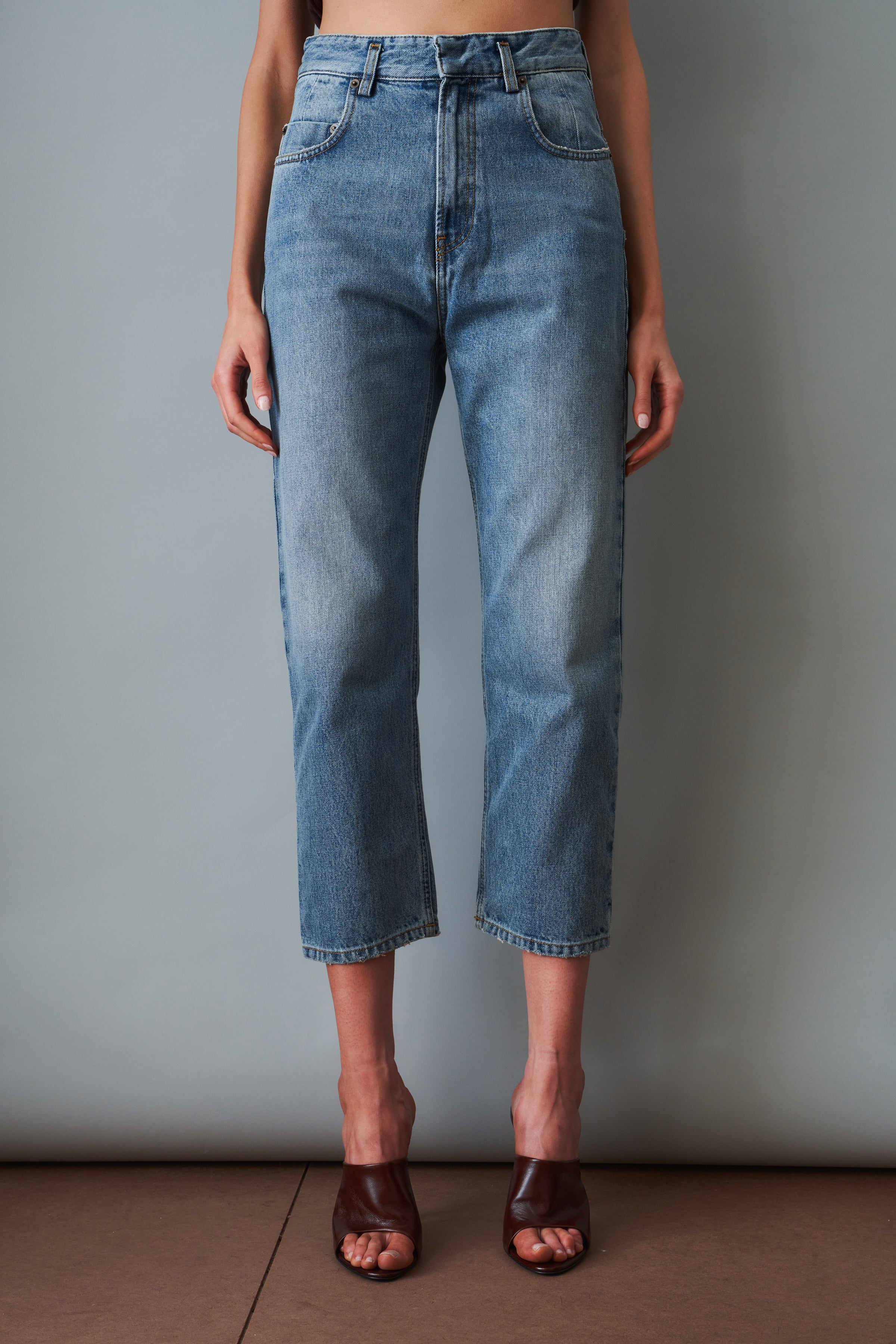 Line Work Cropped Jeans - DÉSORDRE