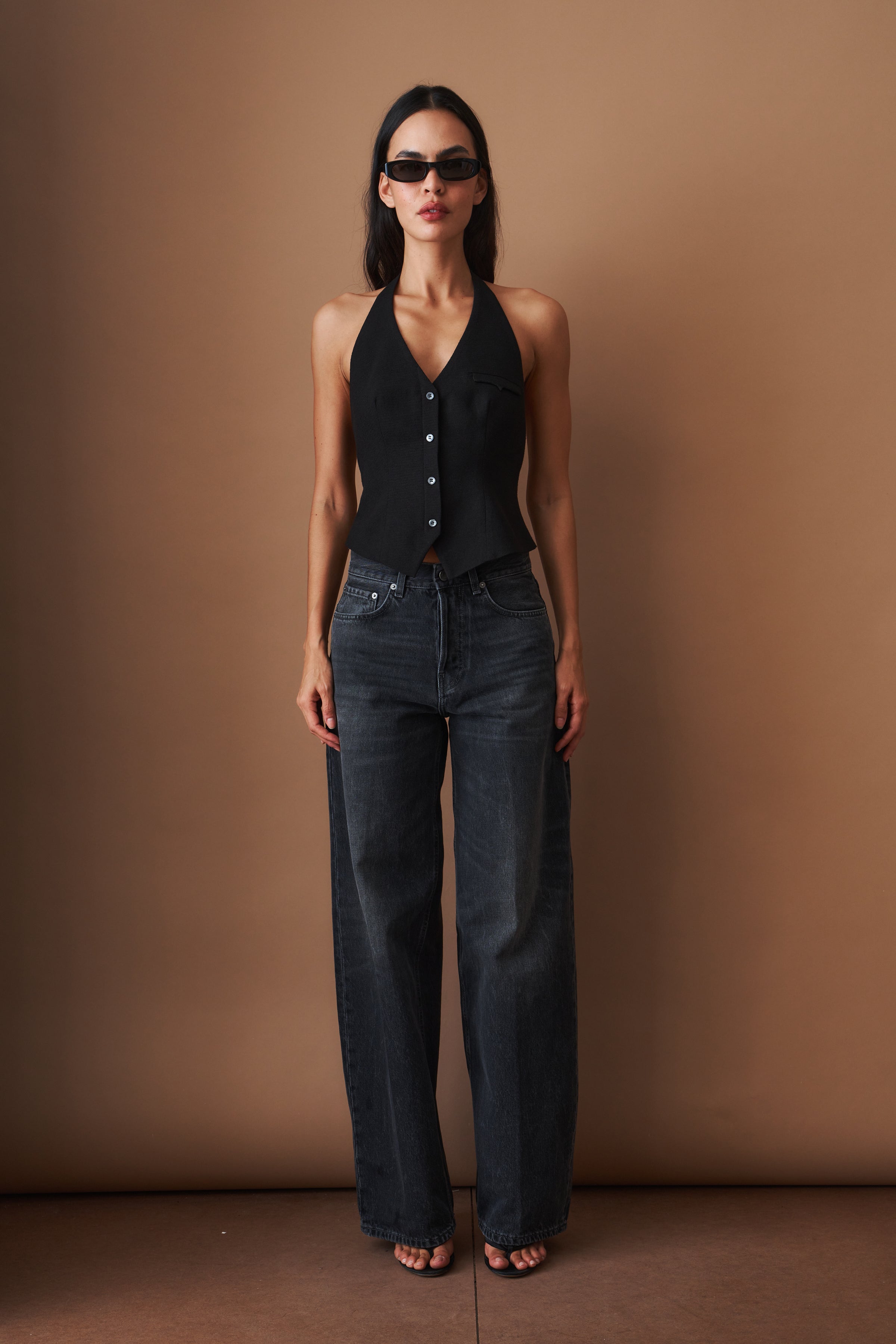 Amara Tailored Halter Top Black - DÉSORDRE