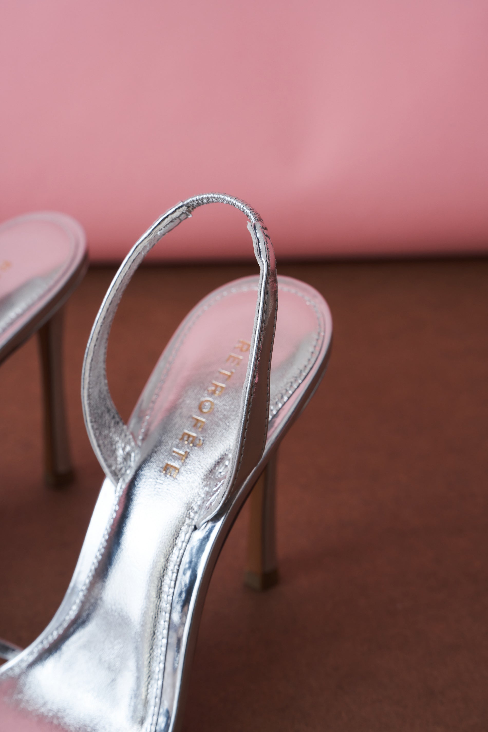 Anabel Sandal