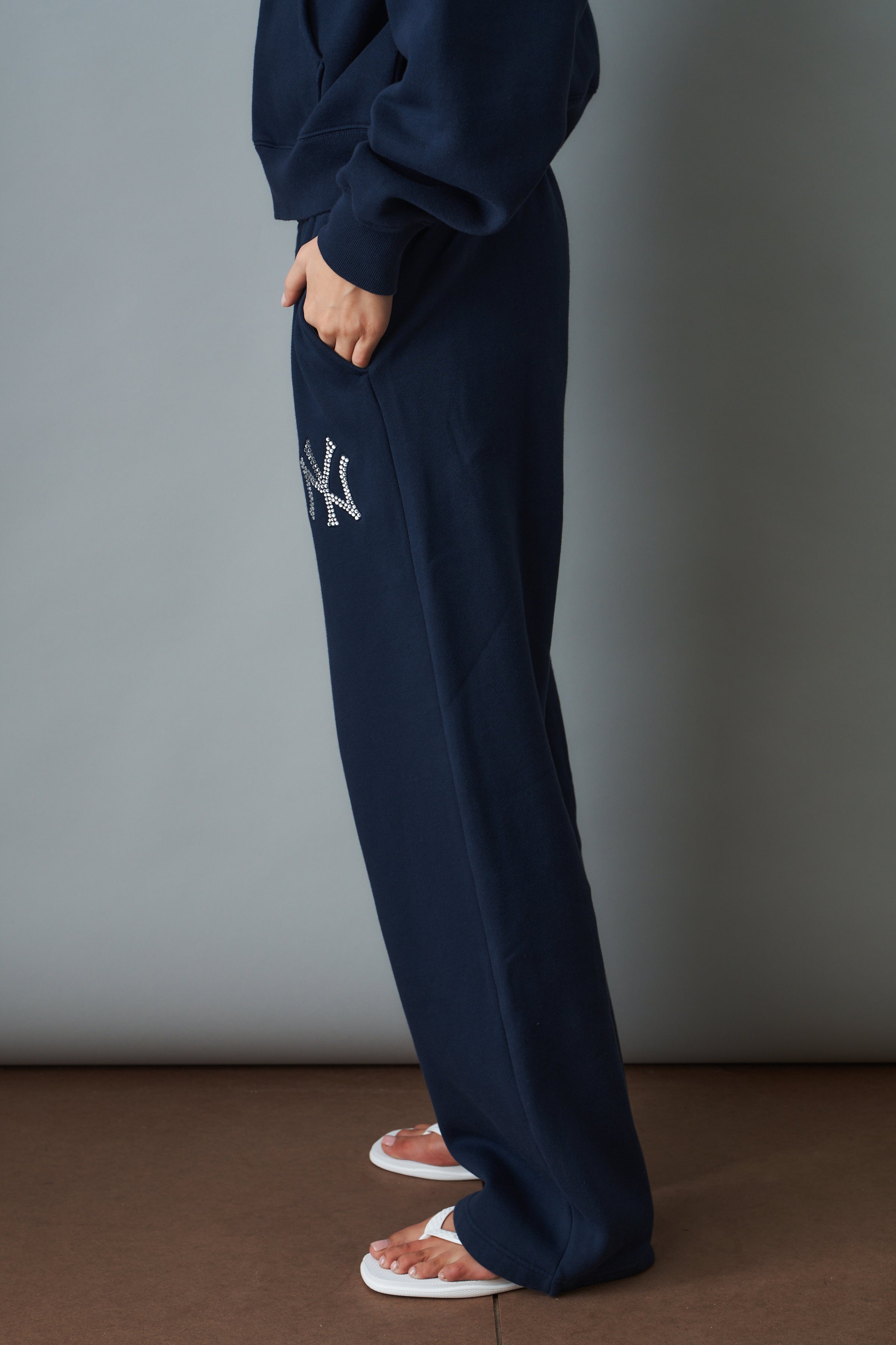 Yankees Krystal Wide Sweatpant