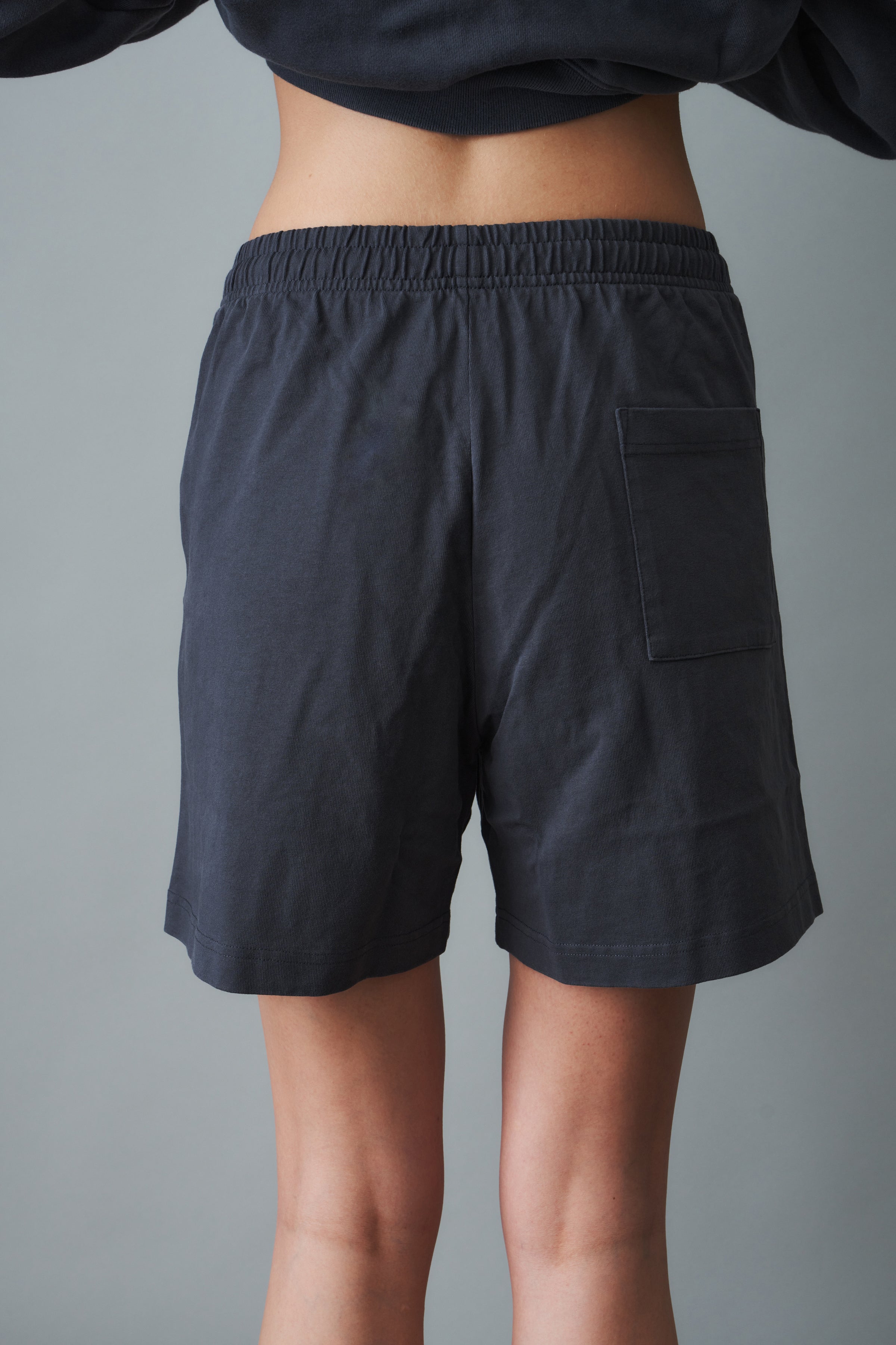 Varsity Crest Gym Short Carbon