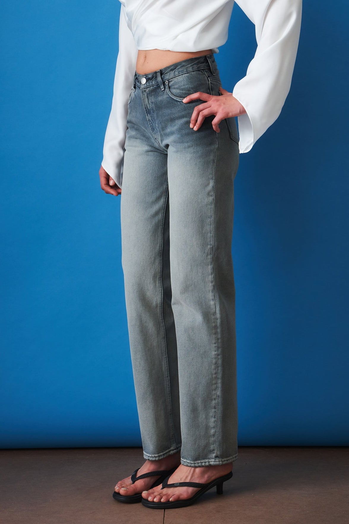 Lisa Smoke Black Jean