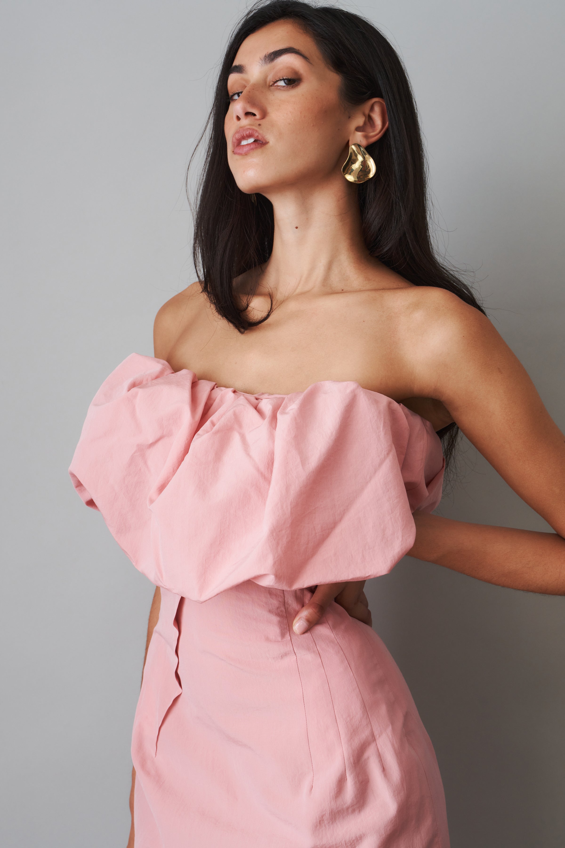 Sculptural Neckline Fitted Dress in Pink