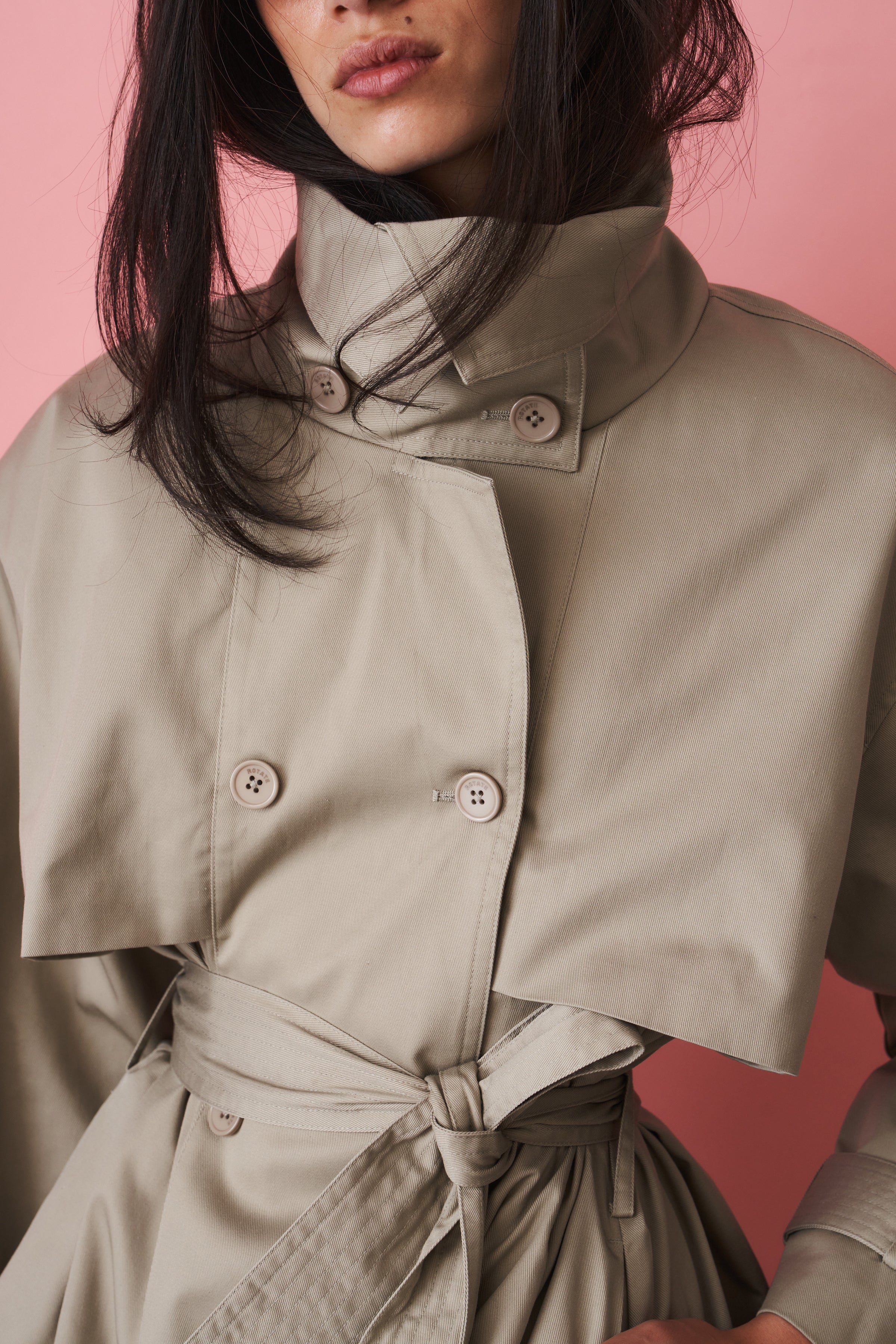 Tavi Trenchcoat Aluminum