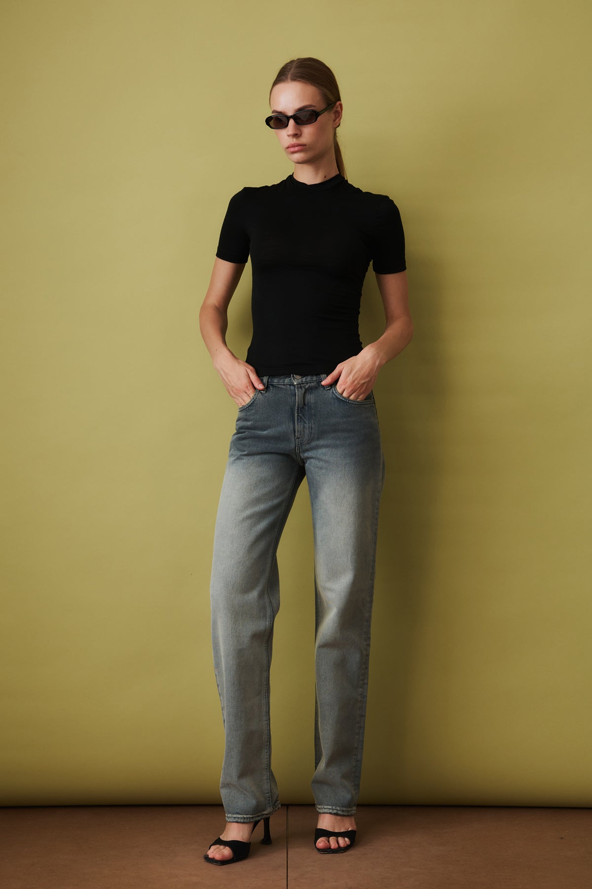 Lisa Smoke Black Jean
