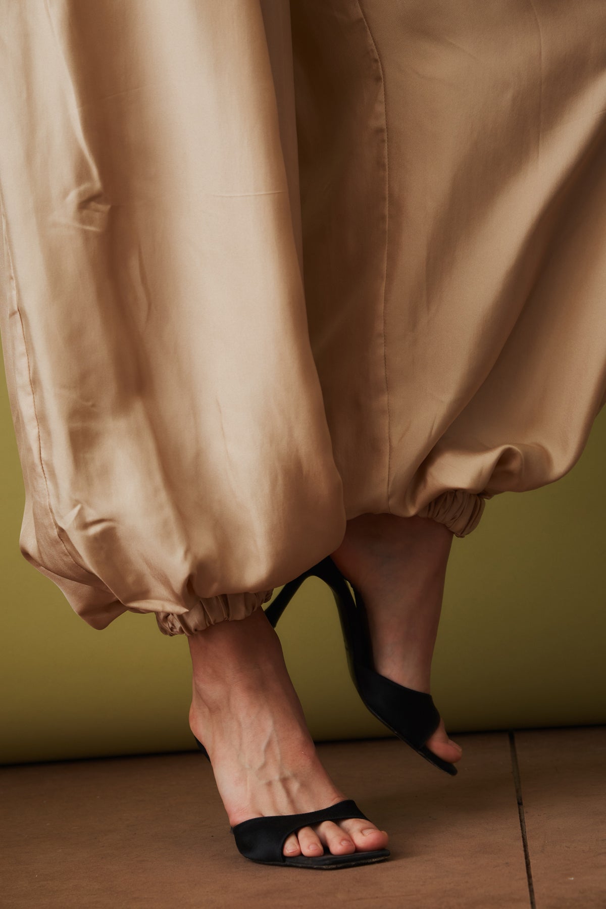 Bazar Silk Trousers Beige
