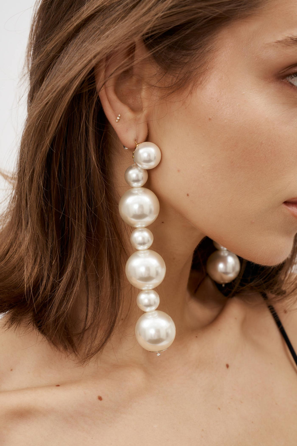 Asymmetrical Pearl Strand Earrings - Désordre Boutique