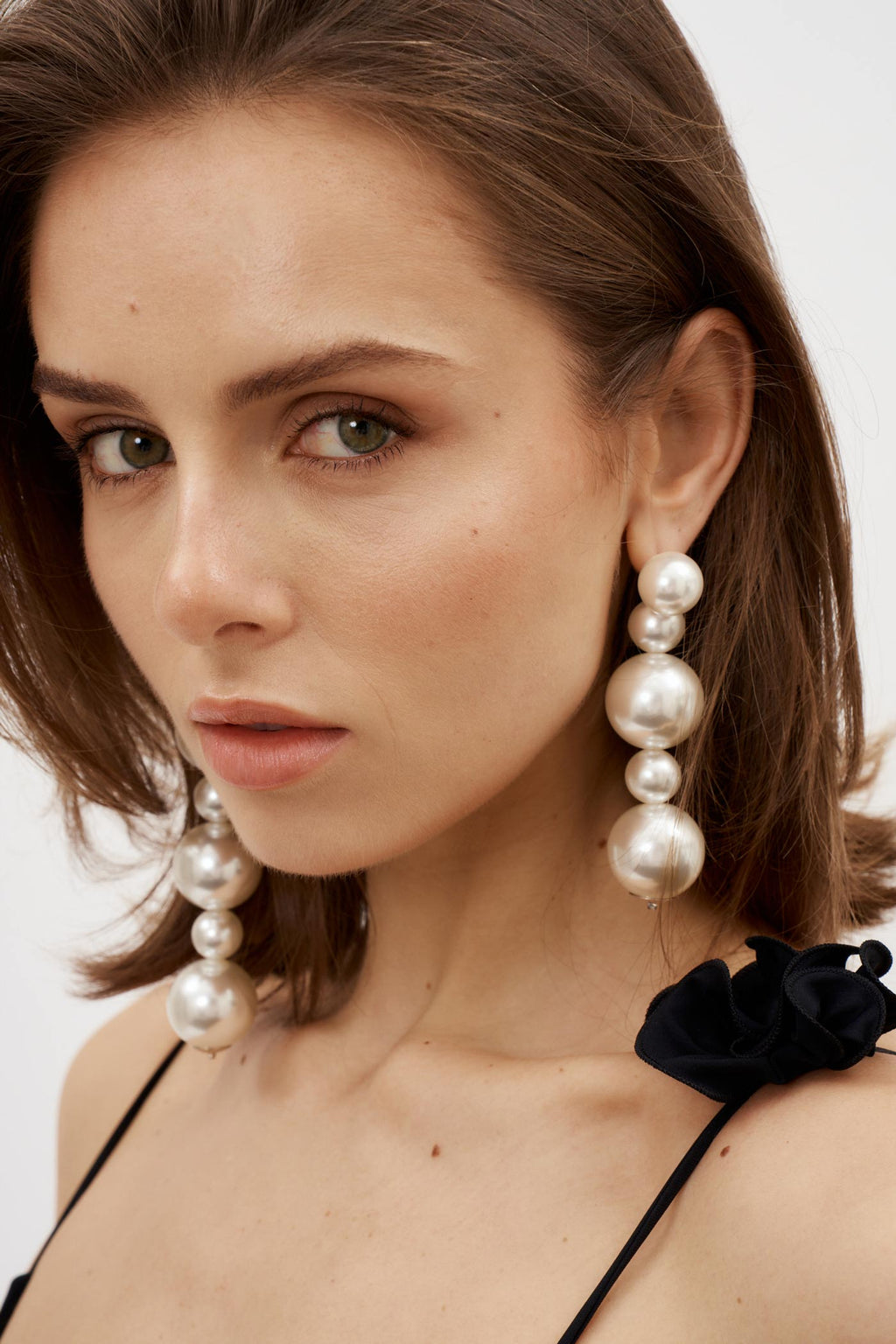 Asymmetrical Pearl Strand Earrings - Désordre Boutique